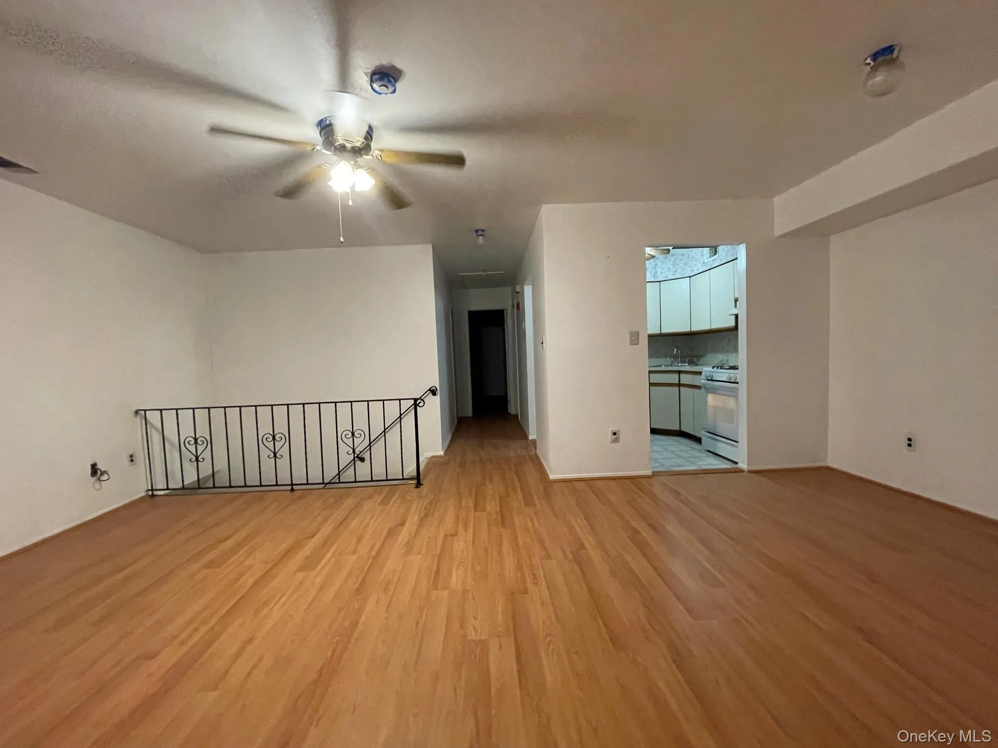 9 Fairview Circle, Riverhead, NY, 2 Bedrooms Bedrooms, 6 Rooms Rooms,1 BathroomBathrooms,Residential Lease,For Rent,Fairview,0,996812 9 Fairview Circle, Riverhead, NY, 2 Bedrooms Bedrooms, 6 Rooms Rooms,1 BathroomBathrooms,Residential Lease,For Rent,Fairview,0,996812
