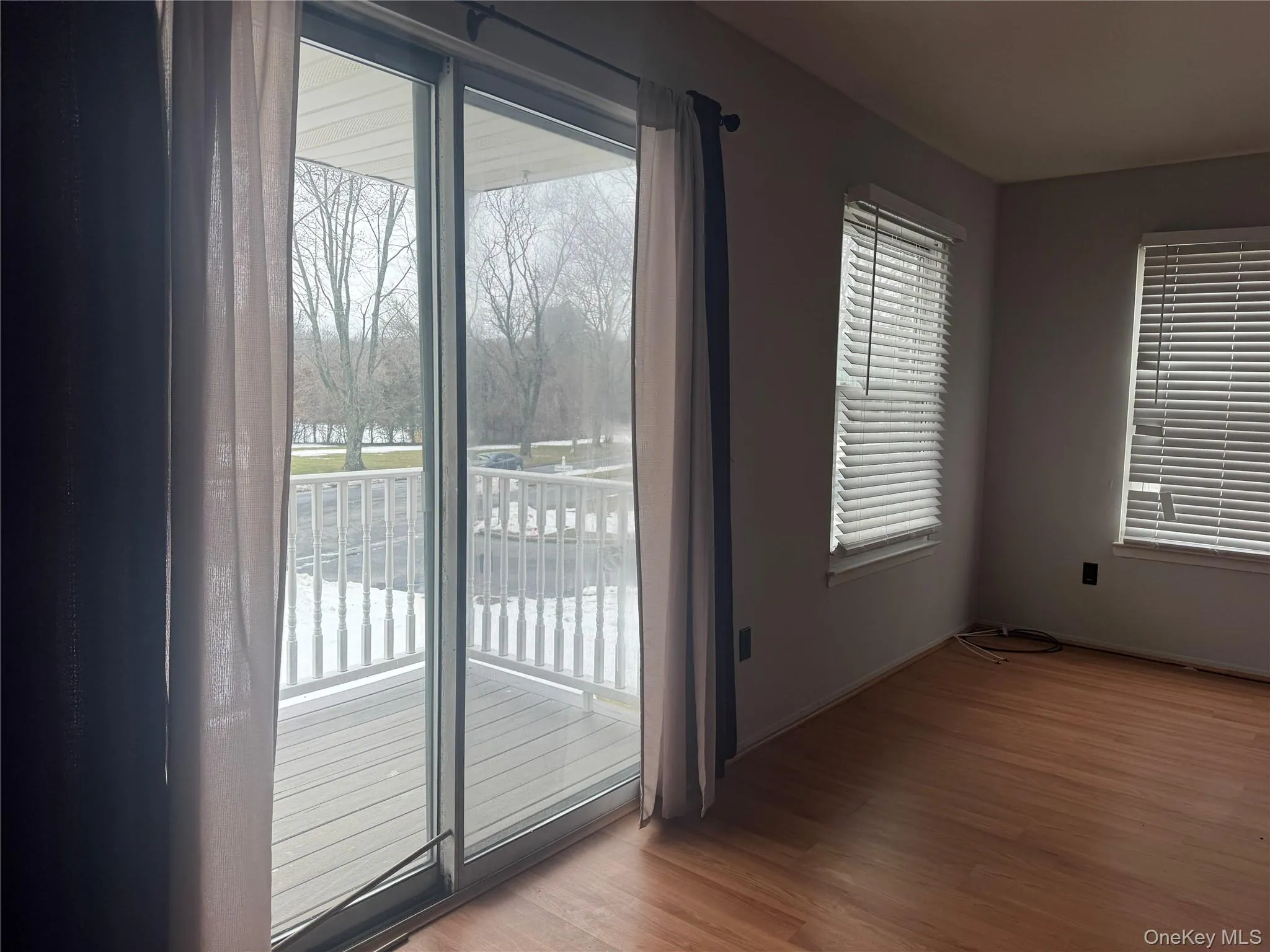 9 Fairview Circle, Riverhead, NY, 2 Bedrooms Bedrooms, 6 Rooms Rooms,1 BathroomBathrooms,Residential Lease,For Rent,Fairview,0,996812 9 Fairview Circle, Riverhead, NY, 2 Bedrooms Bedrooms, 6 Rooms Rooms,1 BathroomBathrooms,Residential Lease,For Rent,Fairview,0,996812