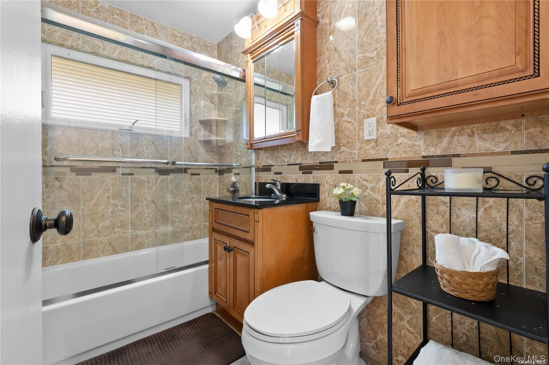 64 Arrow Lane, Oyster Bay, NY, 4 Bedrooms Bedrooms, 9 Rooms Rooms,2 BathroomsBathrooms,Residential Lease,For Rent,Arrow,0,996820 64 Arrow Lane, Oyster Bay, NY, 4 Bedrooms Bedrooms, 9 Rooms Rooms,2 BathroomsBathrooms,Residential Lease,For Rent,Arrow,0,996820