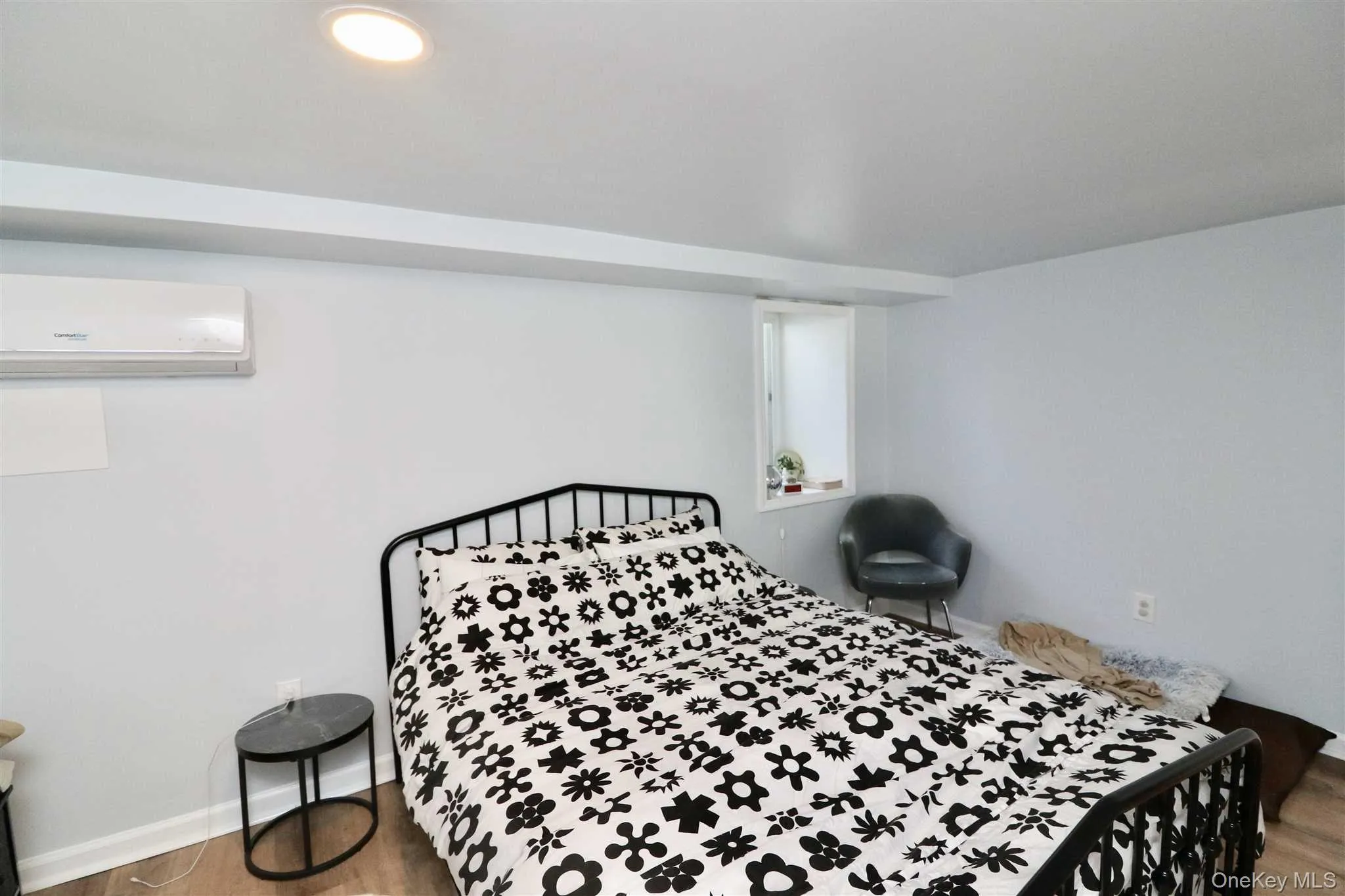 84 Main Street, Beacon, NY, 1 Bedroom Bedrooms, 3 Rooms Rooms,1 BathroomBathrooms,Residential Lease,For Rent,Main,0,996823 84 Main Street, Beacon, NY, 1 Bedroom Bedrooms, 3 Rooms Rooms,1 BathroomBathrooms,Residential Lease,For Rent,Main,0,996823