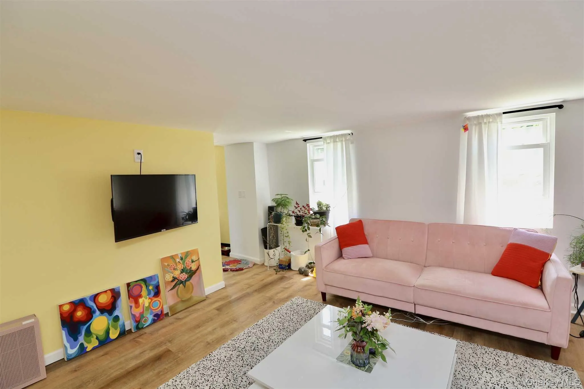 84 Main Street, Beacon, NY, 1 Bedroom Bedrooms, 3 Rooms Rooms,1 BathroomBathrooms,Residential Lease,For Rent,Main,0,996823 84 Main Street, Beacon, NY, 1 Bedroom Bedrooms, 3 Rooms Rooms,1 BathroomBathrooms,Residential Lease,For Rent,Main,0,996823
