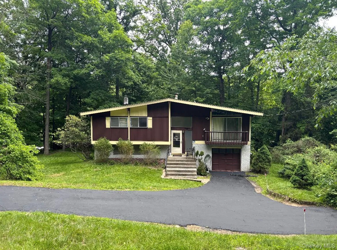 249 Mill River Road, Mount Pleasant, NY, 4 Bedrooms Bedrooms, 8 Rooms Rooms,2 BathroomsBathrooms,Residential,For Rent,Mill River,0,996830 249 Mill River Road, Mount Pleasant, NY, 4 Bedrooms Bedrooms, 8 Rooms Rooms,2 BathroomsBathrooms,Residential,For Rent,Mill River,0,996830