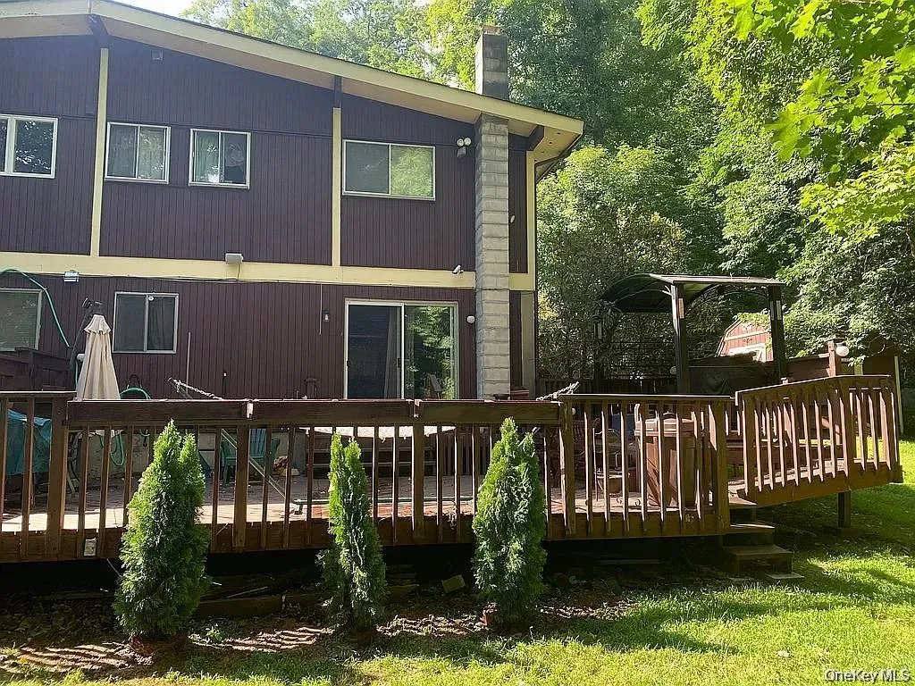 249 Mill River Road, Mount Pleasant, NY, 4 Bedrooms Bedrooms, 8 Rooms Rooms,2 BathroomsBathrooms,Residential,For Rent,Mill River,0,996830 249 Mill River Road, Mount Pleasant, NY, 4 Bedrooms Bedrooms, 8 Rooms Rooms,2 BathroomsBathrooms,Residential,For Rent,Mill River,0,996830