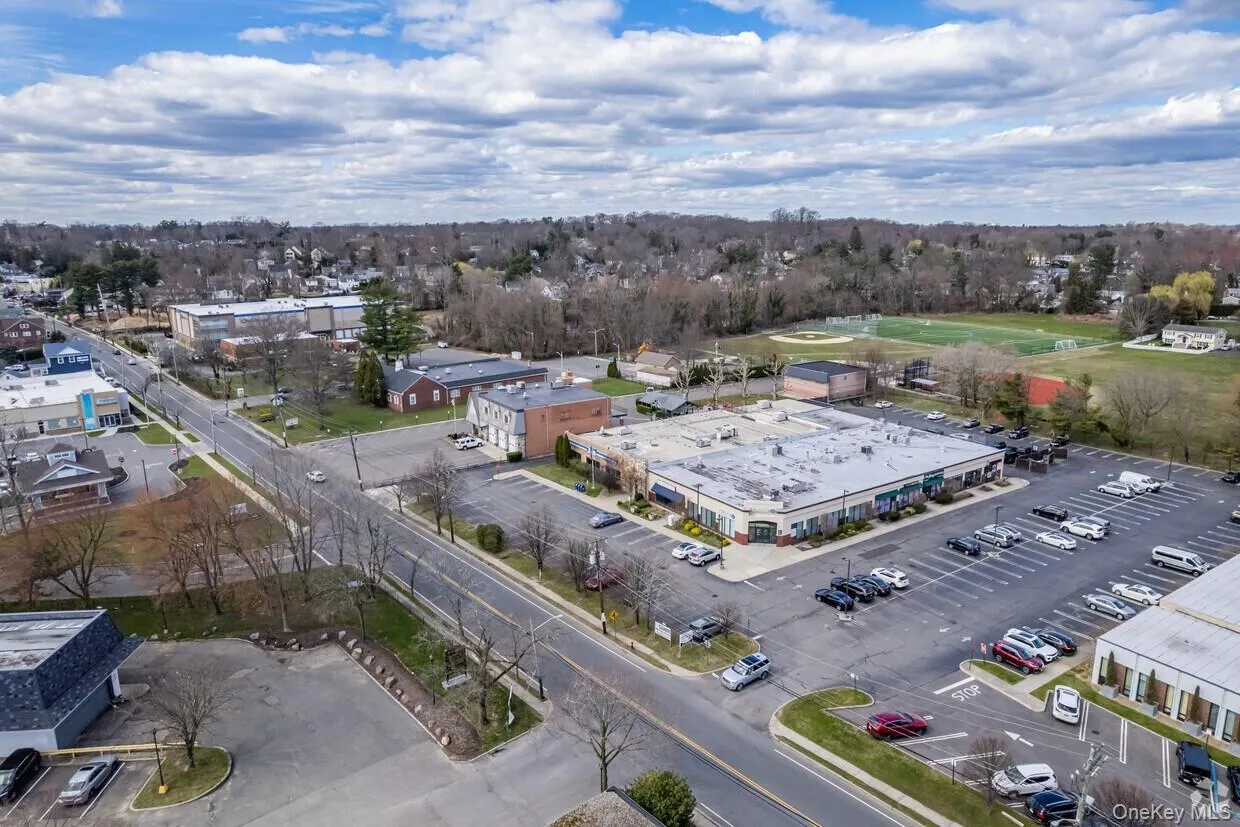 240 Glen Head Road, Oyster Bay, NY, ,Commercial Lease,For Rent,Glen Head,0,996833 240 Glen Head Road, Oyster Bay, NY, ,Commercial Lease,For Rent,Glen Head,0,996833
