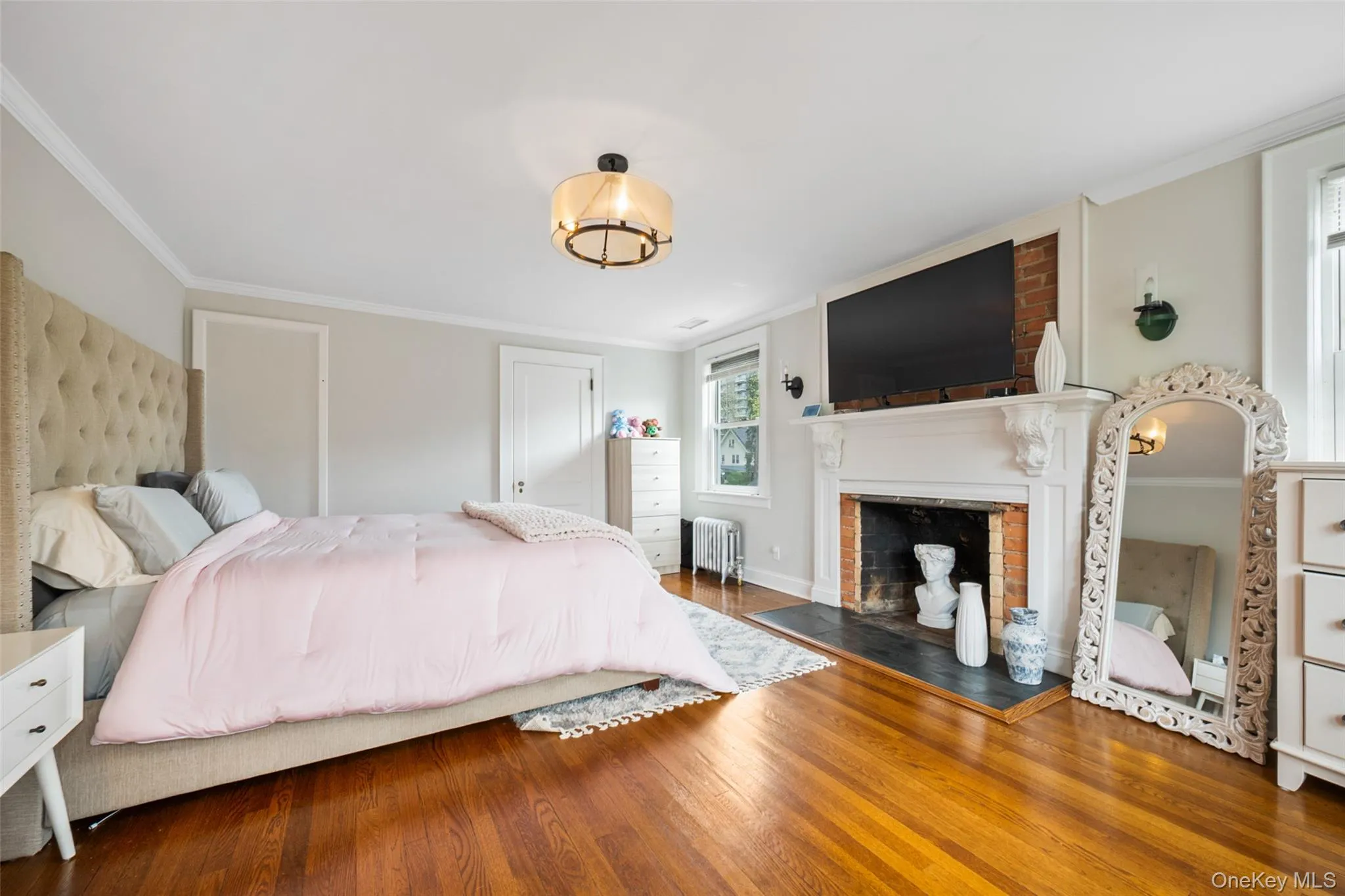 170 Church Street, White Plains, NY, 4 Bedrooms Bedrooms, 7 Rooms Rooms,3 BathroomsBathrooms,Residential Lease,For Rent,Church,0,996836 170 Church Street, White Plains, NY, 4 Bedrooms Bedrooms, 7 Rooms Rooms,3 BathroomsBathrooms,Residential Lease,For Rent,Church,0,996836