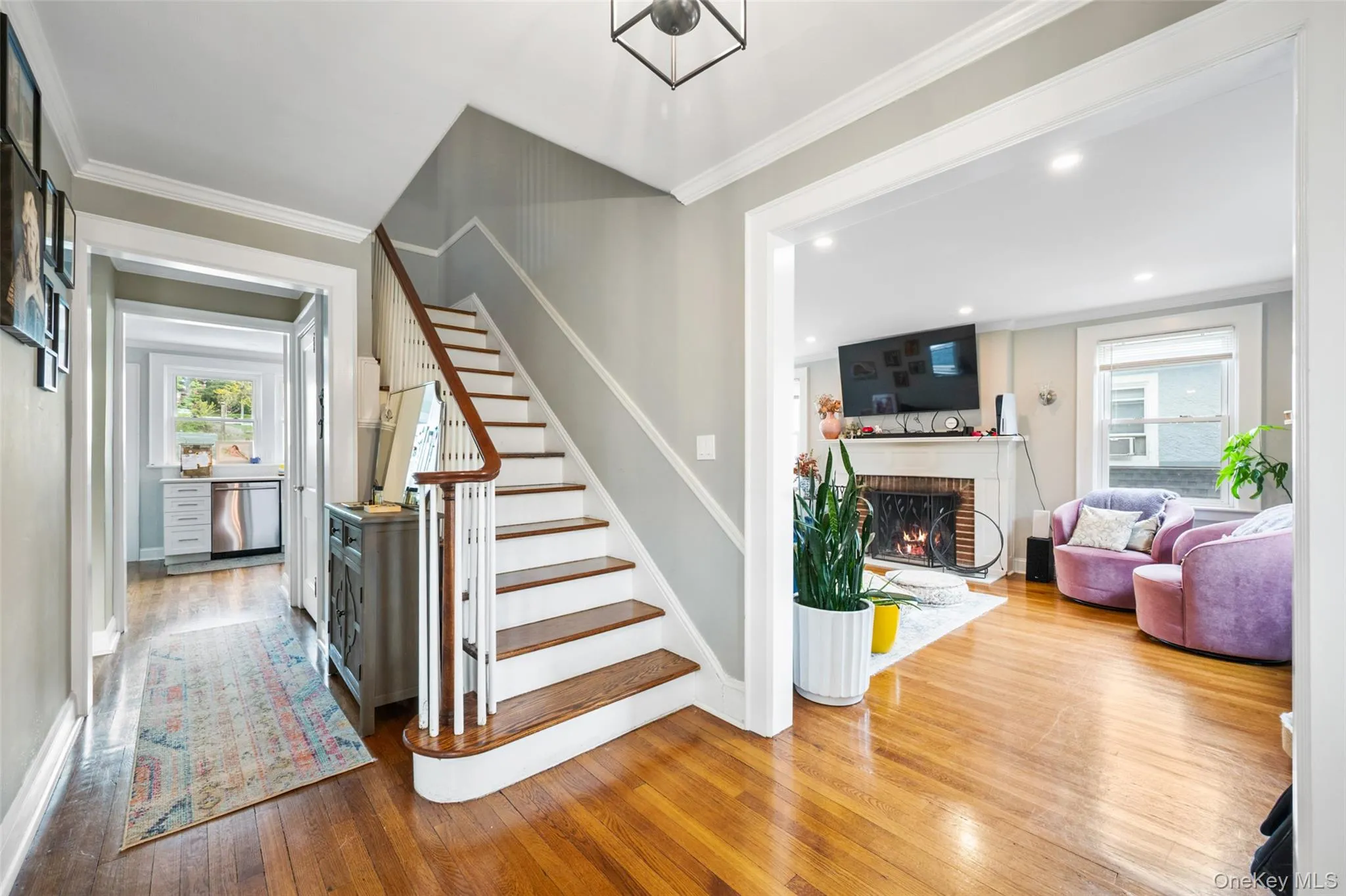 170 Church Street, White Plains, NY, 4 Bedrooms Bedrooms, 7 Rooms Rooms,3 BathroomsBathrooms,Residential Lease,For Rent,Church,0,996836 170 Church Street, White Plains, NY, 4 Bedrooms Bedrooms, 7 Rooms Rooms,3 BathroomsBathrooms,Residential Lease,For Rent,Church,0,996836