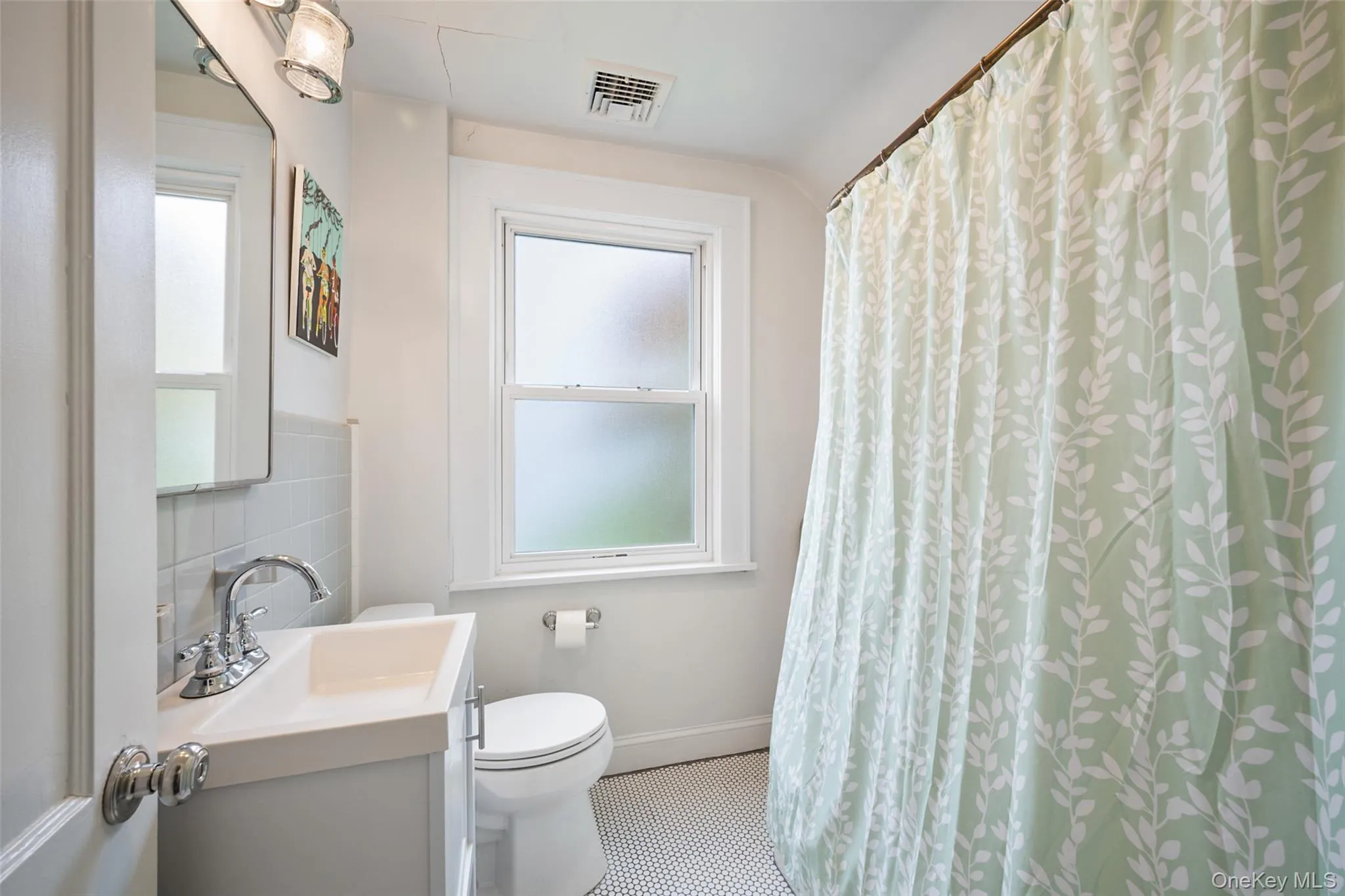 170 Church Street, White Plains, NY, 4 Bedrooms Bedrooms, 7 Rooms Rooms,3 BathroomsBathrooms,Residential Lease,For Rent,Church,0,996836 170 Church Street, White Plains, NY, 4 Bedrooms Bedrooms, 7 Rooms Rooms,3 BathroomsBathrooms,Residential Lease,For Rent,Church,0,996836