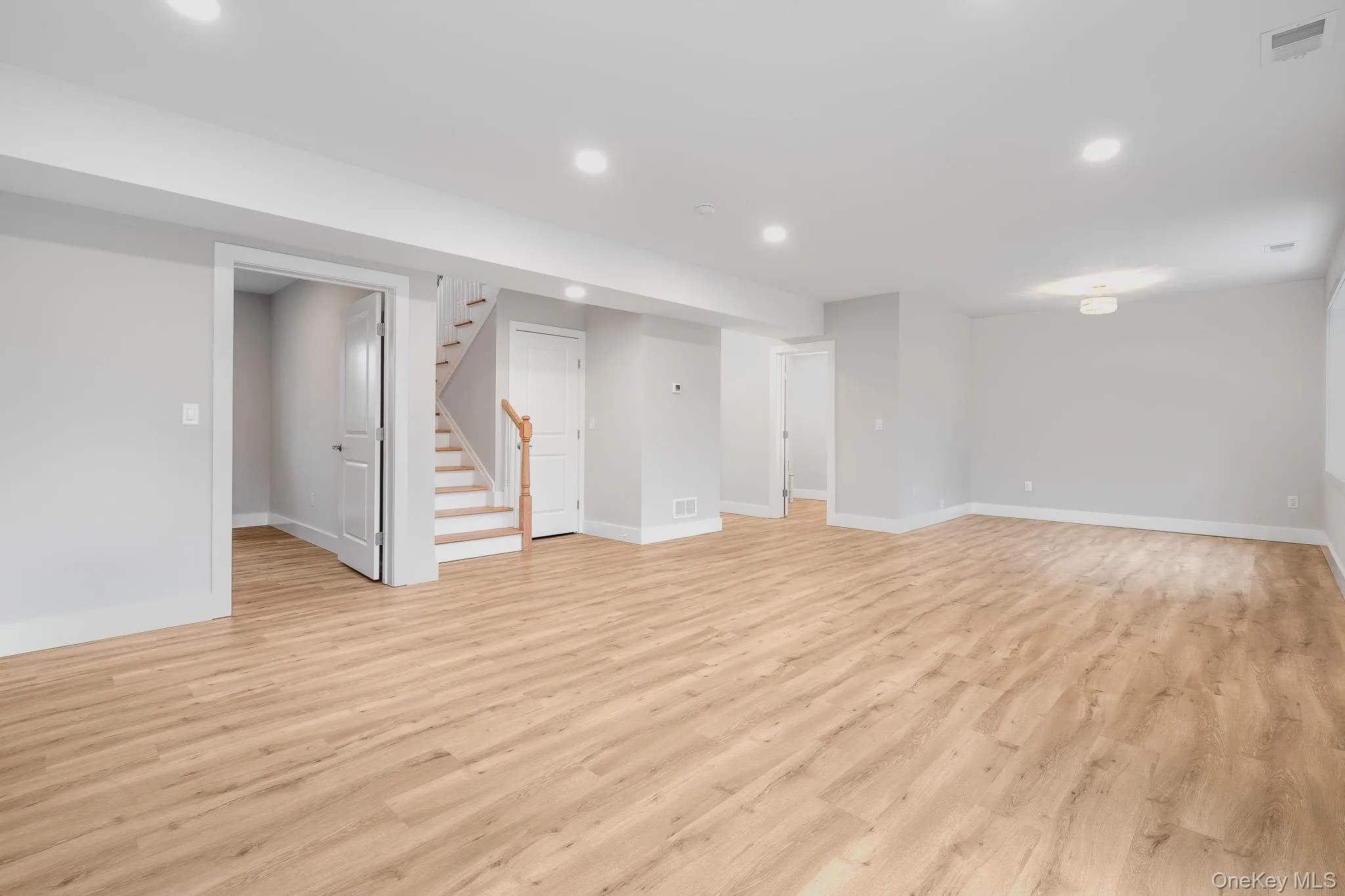 5 Pond View Court, Hyde Park, NY, 3 Bedrooms Bedrooms, 8 Rooms Rooms,3 BathroomsBathrooms,Residential Sale,For Rent,Pond View,0,996839 5 Pond View Court, Hyde Park, NY, 3 Bedrooms Bedrooms, 8 Rooms Rooms,3 BathroomsBathrooms,Residential Sale,For Rent,Pond View,0,996839