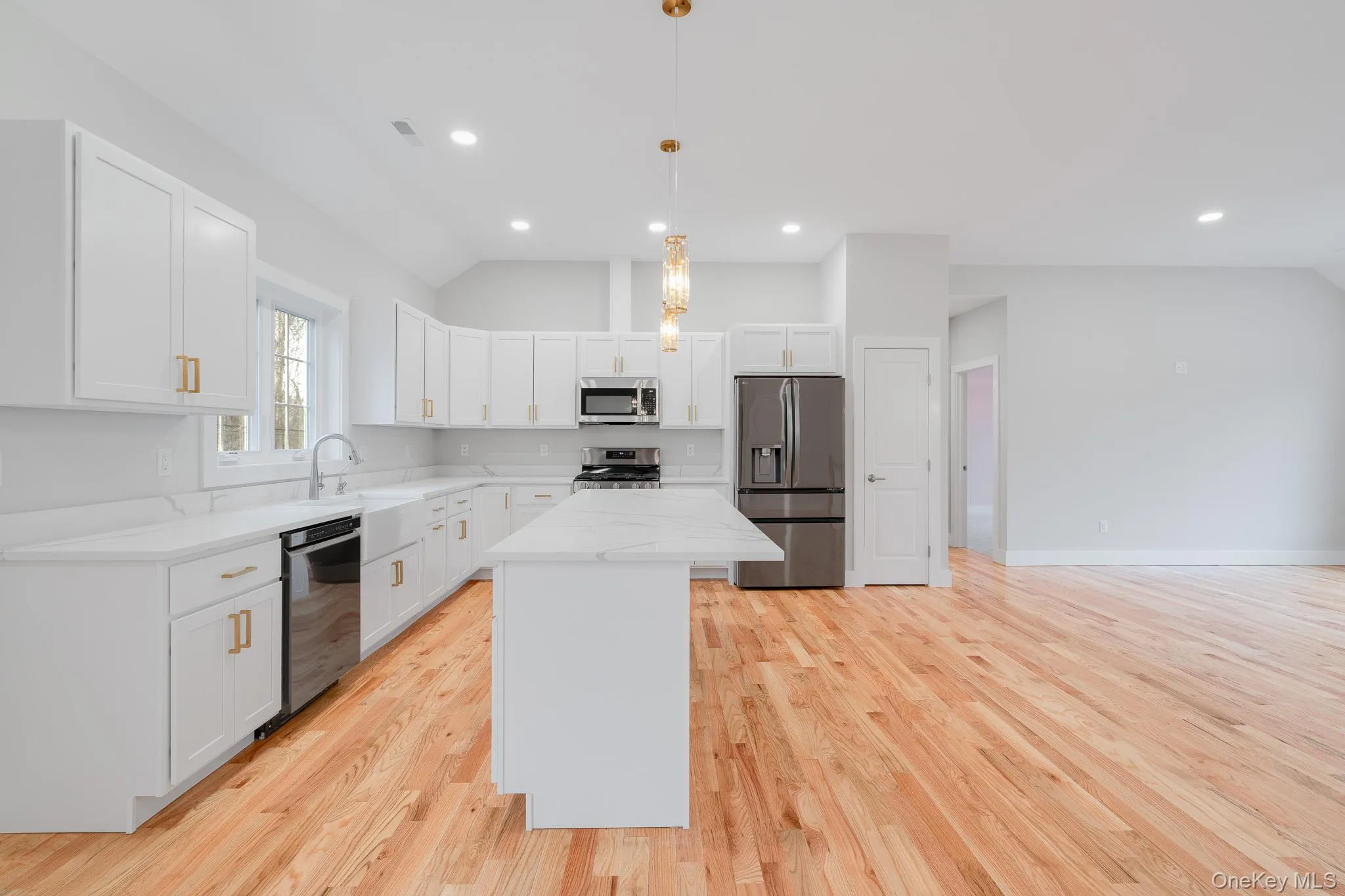 5 Pond View Court, Hyde Park, NY, 3 Bedrooms Bedrooms, 8 Rooms Rooms,3 BathroomsBathrooms,Residential Sale,For Rent,Pond View,0,996839 5 Pond View Court, Hyde Park, NY, 3 Bedrooms Bedrooms, 8 Rooms Rooms,3 BathroomsBathrooms,Residential Sale,For Rent,Pond View,0,996839