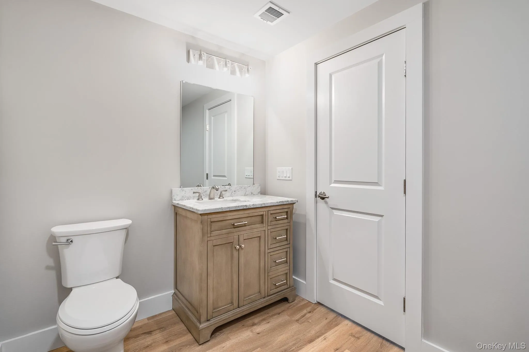 5 Pond View Court, Hyde Park, NY, 3 Bedrooms Bedrooms, 8 Rooms Rooms,3 BathroomsBathrooms,Residential Sale,For Rent,Pond View,0,996839 5 Pond View Court, Hyde Park, NY, 3 Bedrooms Bedrooms, 8 Rooms Rooms,3 BathroomsBathrooms,Residential Sale,For Rent,Pond View,0,996839