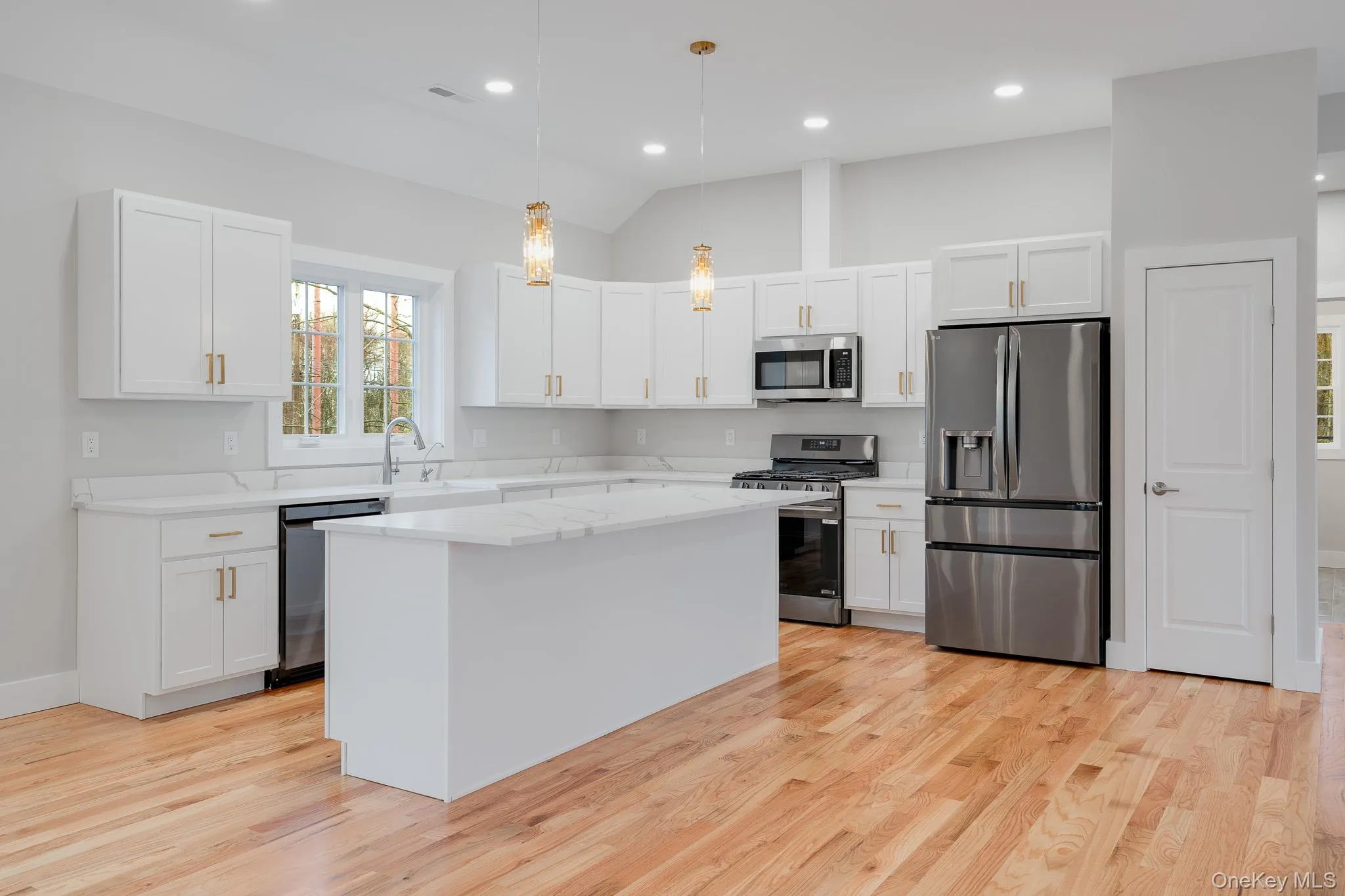 5 Pond View Court, Hyde Park, NY, 3 Bedrooms Bedrooms, 8 Rooms Rooms,3 BathroomsBathrooms,Residential Sale,For Rent,Pond View,0,996839 5 Pond View Court, Hyde Park, NY, 3 Bedrooms Bedrooms, 8 Rooms Rooms,3 BathroomsBathrooms,Residential Sale,For Rent,Pond View,0,996839