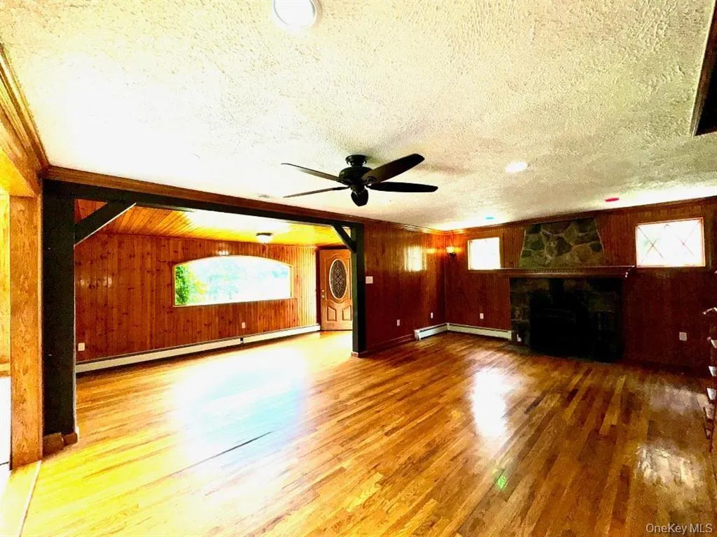 8 Lake Avenue, Monroe, NY, 2 Bedrooms Bedrooms, 6 Rooms Rooms,1 BathroomBathrooms,Residential Lease,For Rent,Lake,0,996841 8 Lake Avenue, Monroe, NY, 2 Bedrooms Bedrooms, 6 Rooms Rooms,1 BathroomBathrooms,Residential Lease,For Rent,Lake,0,996841