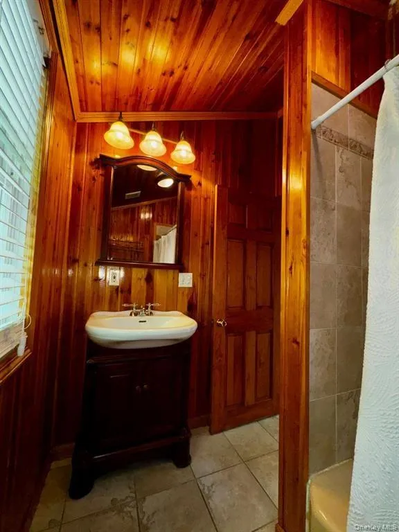8 Lake Avenue, Monroe, NY, 2 Bedrooms Bedrooms, 6 Rooms Rooms,1 BathroomBathrooms,Residential Lease,For Rent,Lake,0,996841 8 Lake Avenue, Monroe, NY, 2 Bedrooms Bedrooms, 6 Rooms Rooms,1 BathroomBathrooms,Residential Lease,For Rent,Lake,0,996841