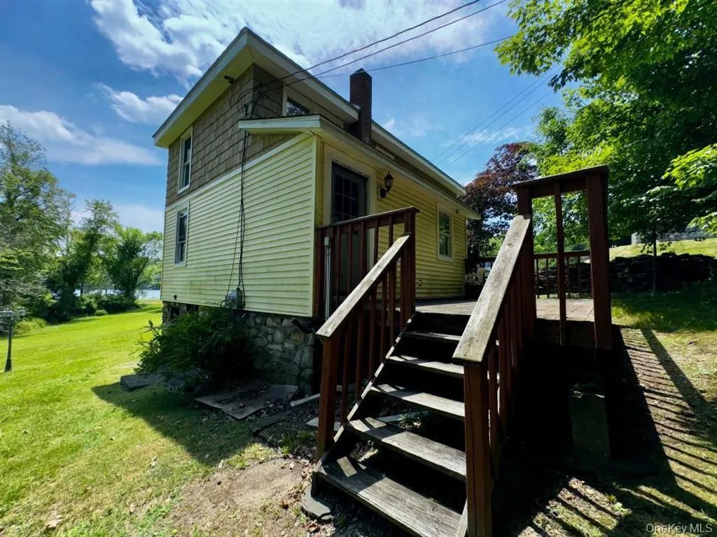 8 Lake Avenue, Monroe, NY, 2 Bedrooms Bedrooms, 6 Rooms Rooms,1 BathroomBathrooms,Residential Lease,For Rent,Lake,0,996841 8 Lake Avenue, Monroe, NY, 2 Bedrooms Bedrooms, 6 Rooms Rooms,1 BathroomBathrooms,Residential Lease,For Rent,Lake,0,996841