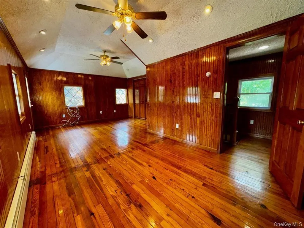8 Lake Avenue, Monroe, NY, 2 Bedrooms Bedrooms, 6 Rooms Rooms,1 BathroomBathrooms,Residential Lease,For Rent,Lake,0,996841 8 Lake Avenue, Monroe, NY, 2 Bedrooms Bedrooms, 6 Rooms Rooms,1 BathroomBathrooms,Residential Lease,For Rent,Lake,0,996841