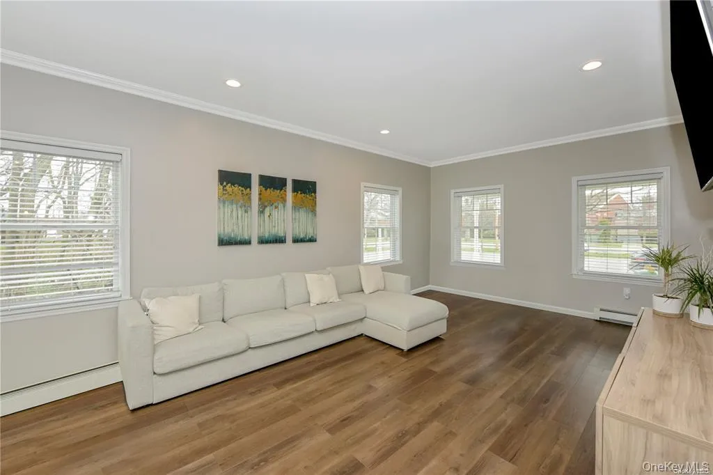 1246 Oakfield Avenue, Hempstead, NY, 3 Bedrooms Bedrooms, 8 Rooms Rooms,2 BathroomsBathrooms,Residential Sale,For Rent,Oakfield,0,996861 1246 Oakfield Avenue, Hempstead, NY, 3 Bedrooms Bedrooms, 8 Rooms Rooms,2 BathroomsBathrooms,Residential Sale,For Rent,Oakfield,0,996861