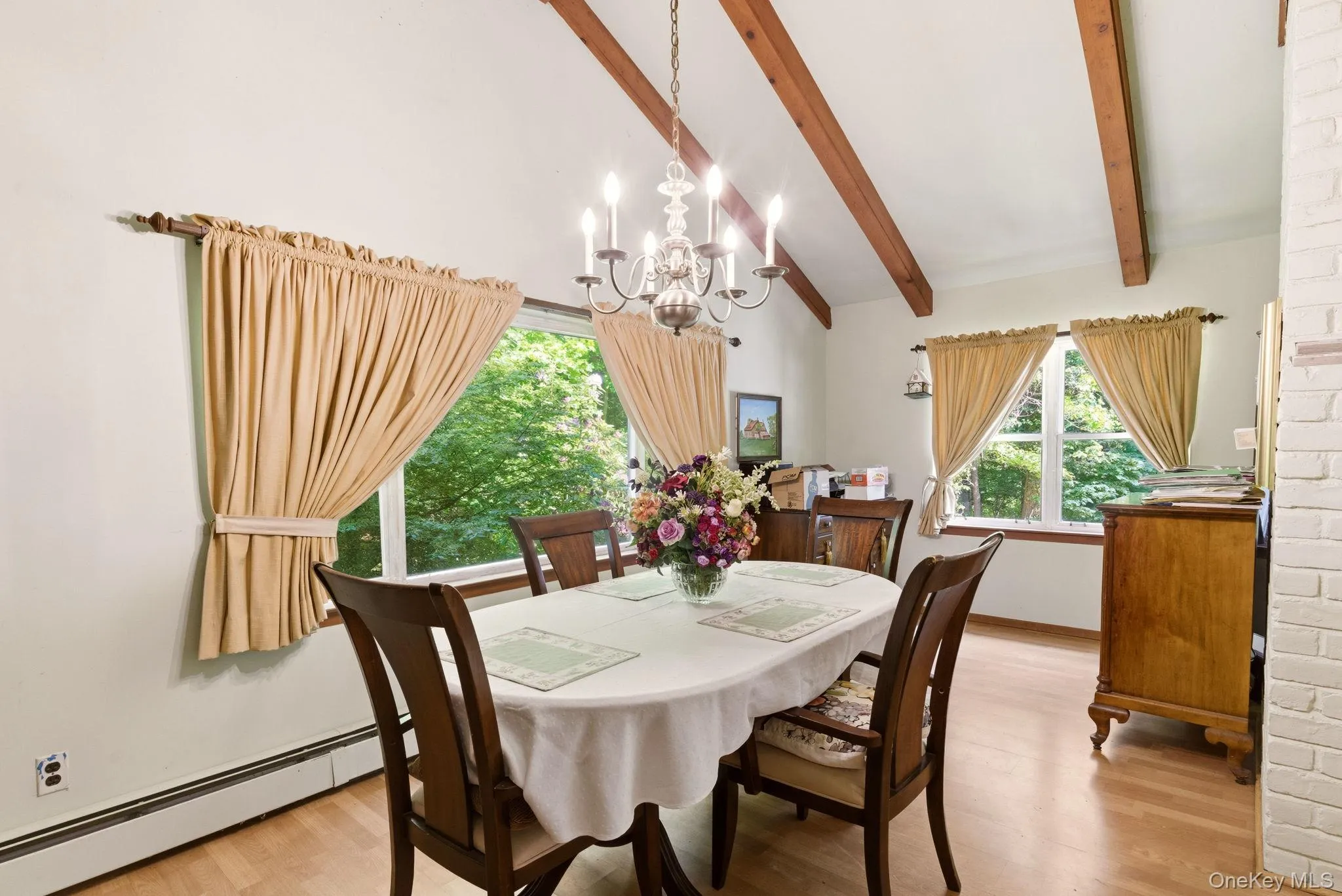 4 Meadowood Court, Huntington, NY, 3 Bedrooms Bedrooms, 8 Rooms Rooms,2 BathroomsBathrooms,Residential,For Rent,Meadowood,0,996863 4 Meadowood Court, Huntington, NY, 3 Bedrooms Bedrooms, 8 Rooms Rooms,2 BathroomsBathrooms,Residential,For Rent,Meadowood,0,996863