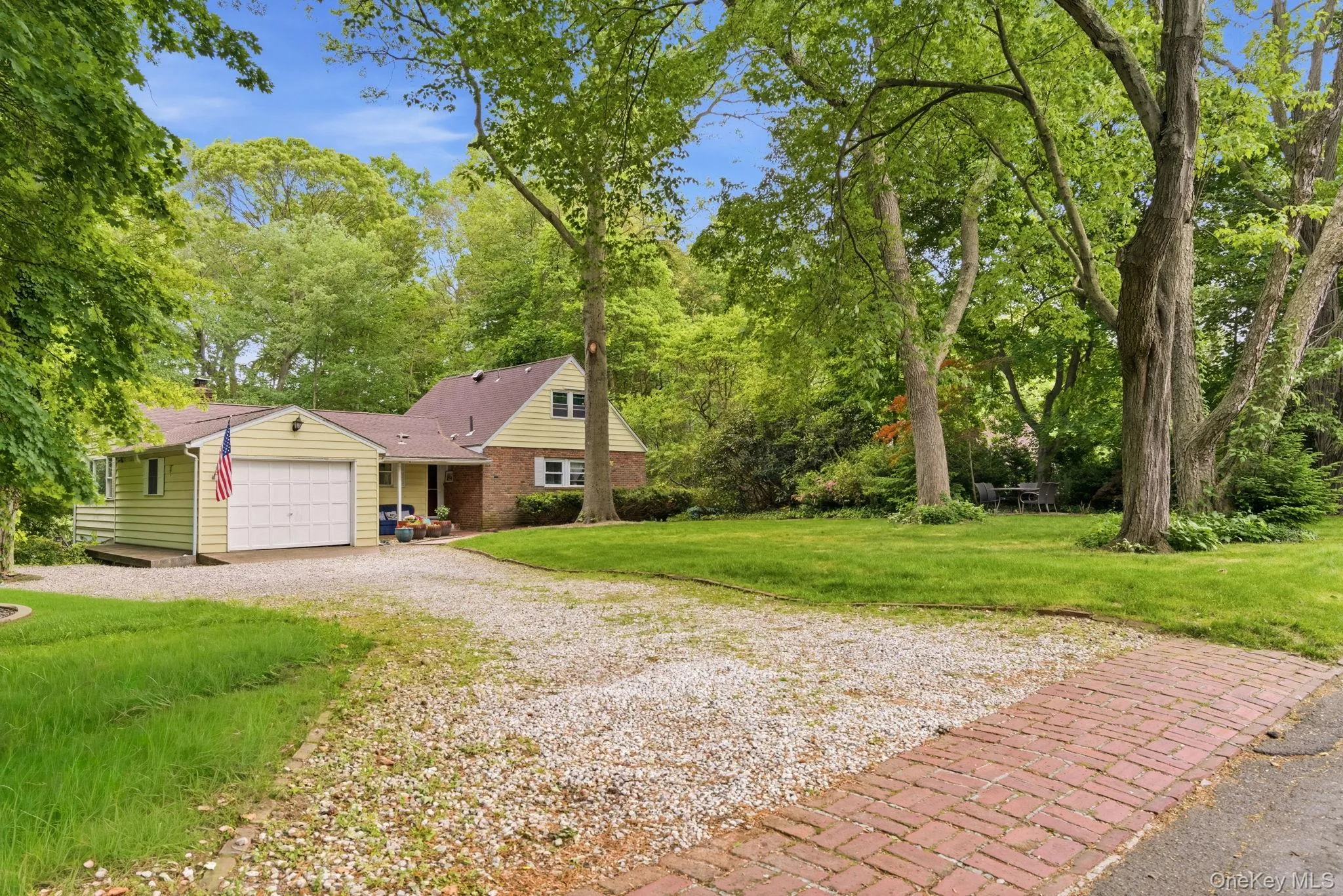 4 Meadowood Court, Huntington, NY, 3 Bedrooms Bedrooms, 8 Rooms Rooms,2 BathroomsBathrooms,Residential,For Rent,Meadowood,0,996863 4 Meadowood Court, Huntington, NY, 3 Bedrooms Bedrooms, 8 Rooms Rooms,2 BathroomsBathrooms,Residential,For Rent,Meadowood,0,996863
