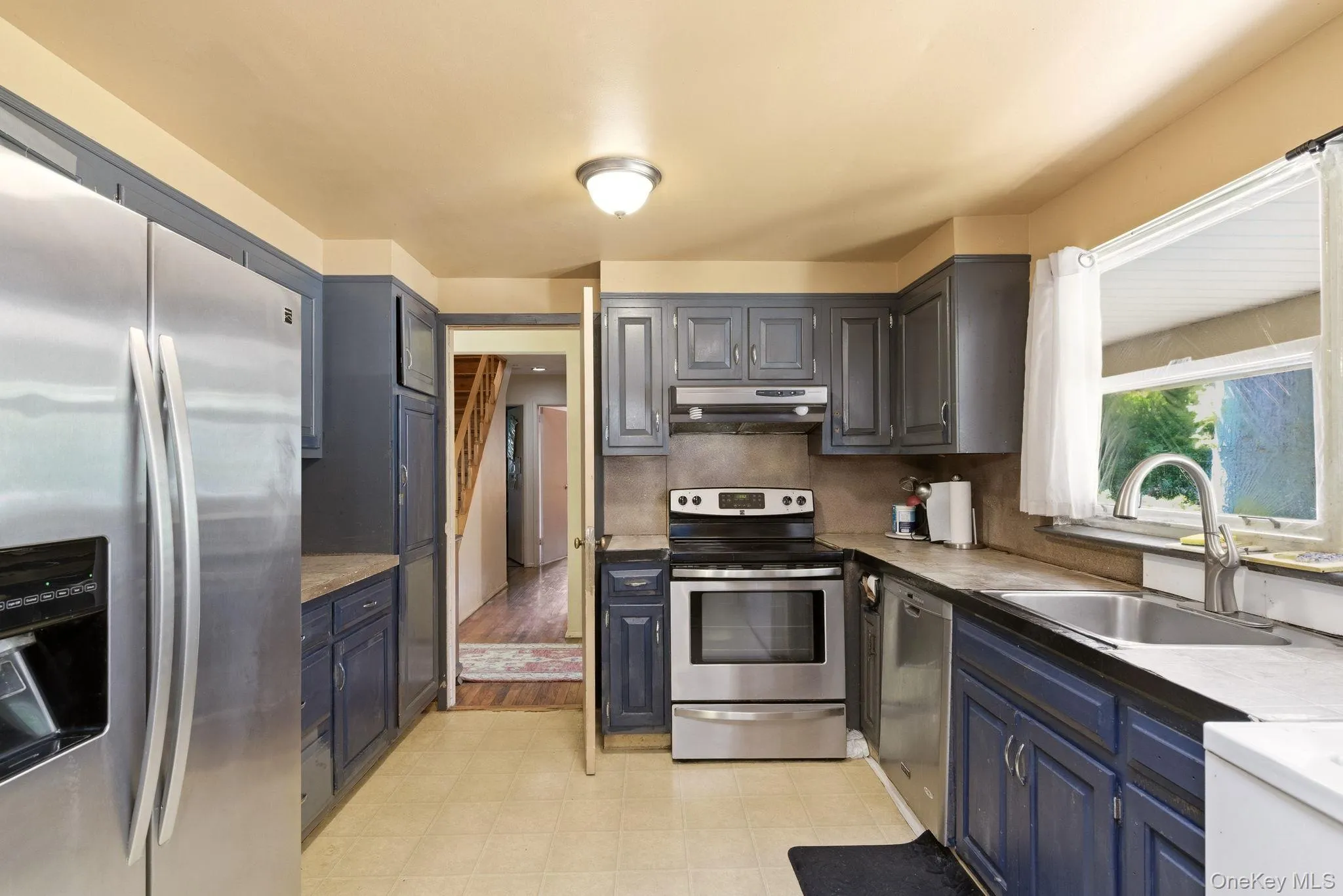 4 Meadowood Court, Huntington, NY, 3 Bedrooms Bedrooms, 8 Rooms Rooms,2 BathroomsBathrooms,Residential,For Rent,Meadowood,0,996863 4 Meadowood Court, Huntington, NY, 3 Bedrooms Bedrooms, 8 Rooms Rooms,2 BathroomsBathrooms,Residential,For Rent,Meadowood,0,996863