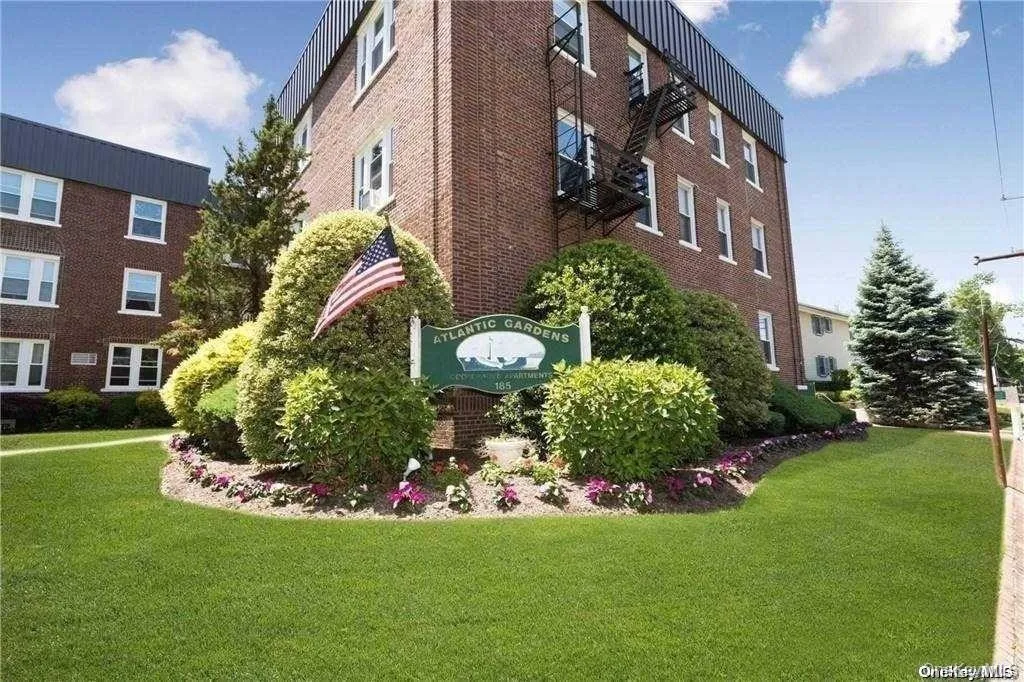 185 Atlantic Avenue, Hempstead, NY, 1 Bedroom Bedrooms, 3 Rooms Rooms,1 BathroomBathrooms,Residential,For Rent,Atlantic,0,996872 185 Atlantic Avenue, Hempstead, NY, 1 Bedroom Bedrooms, 3 Rooms Rooms,1 BathroomBathrooms,Residential,For Rent,Atlantic,0,996872