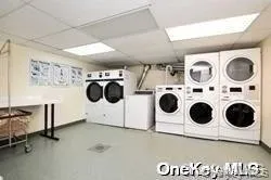 185 Atlantic Avenue, Hempstead, NY, 1 Bedroom Bedrooms, 3 Rooms Rooms,1 BathroomBathrooms,Residential,For Rent,Atlantic,0,996872 185 Atlantic Avenue, Hempstead, NY, 1 Bedroom Bedrooms, 3 Rooms Rooms,1 BathroomBathrooms,Residential,For Rent,Atlantic,0,996872