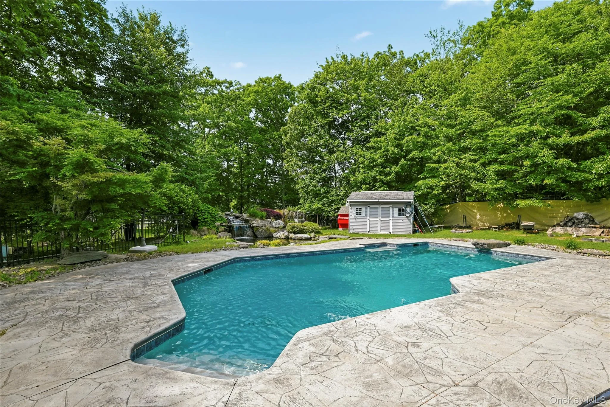 11 Country Hollow, Woodbury, NY, 4 Bedrooms Bedrooms, 8 Rooms Rooms,2 BathroomsBathrooms,Residential,For Rent,Country,0,996875 11 Country Hollow, Woodbury, NY, 4 Bedrooms Bedrooms, 8 Rooms Rooms,2 BathroomsBathrooms,Residential,For Rent,Country,0,996875