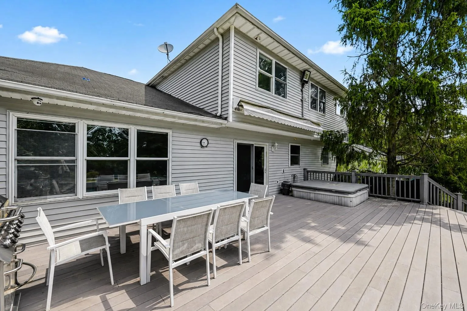 11 Country Hollow, Woodbury, NY, 4 Bedrooms Bedrooms, 8 Rooms Rooms,2 BathroomsBathrooms,Residential,For Rent,Country,0,996875 11 Country Hollow, Woodbury, NY, 4 Bedrooms Bedrooms, 8 Rooms Rooms,2 BathroomsBathrooms,Residential,For Rent,Country,0,996875