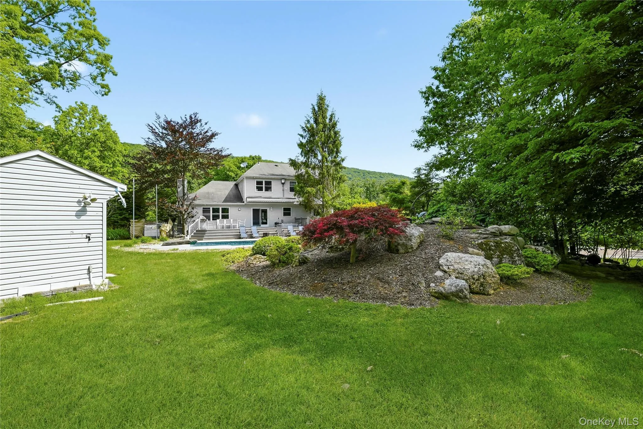 11 Country Hollow, Woodbury, NY, 4 Bedrooms Bedrooms, 8 Rooms Rooms,2 BathroomsBathrooms,Residential,For Rent,Country,0,996875 11 Country Hollow, Woodbury, NY, 4 Bedrooms Bedrooms, 8 Rooms Rooms,2 BathroomsBathrooms,Residential,For Rent,Country,0,996875