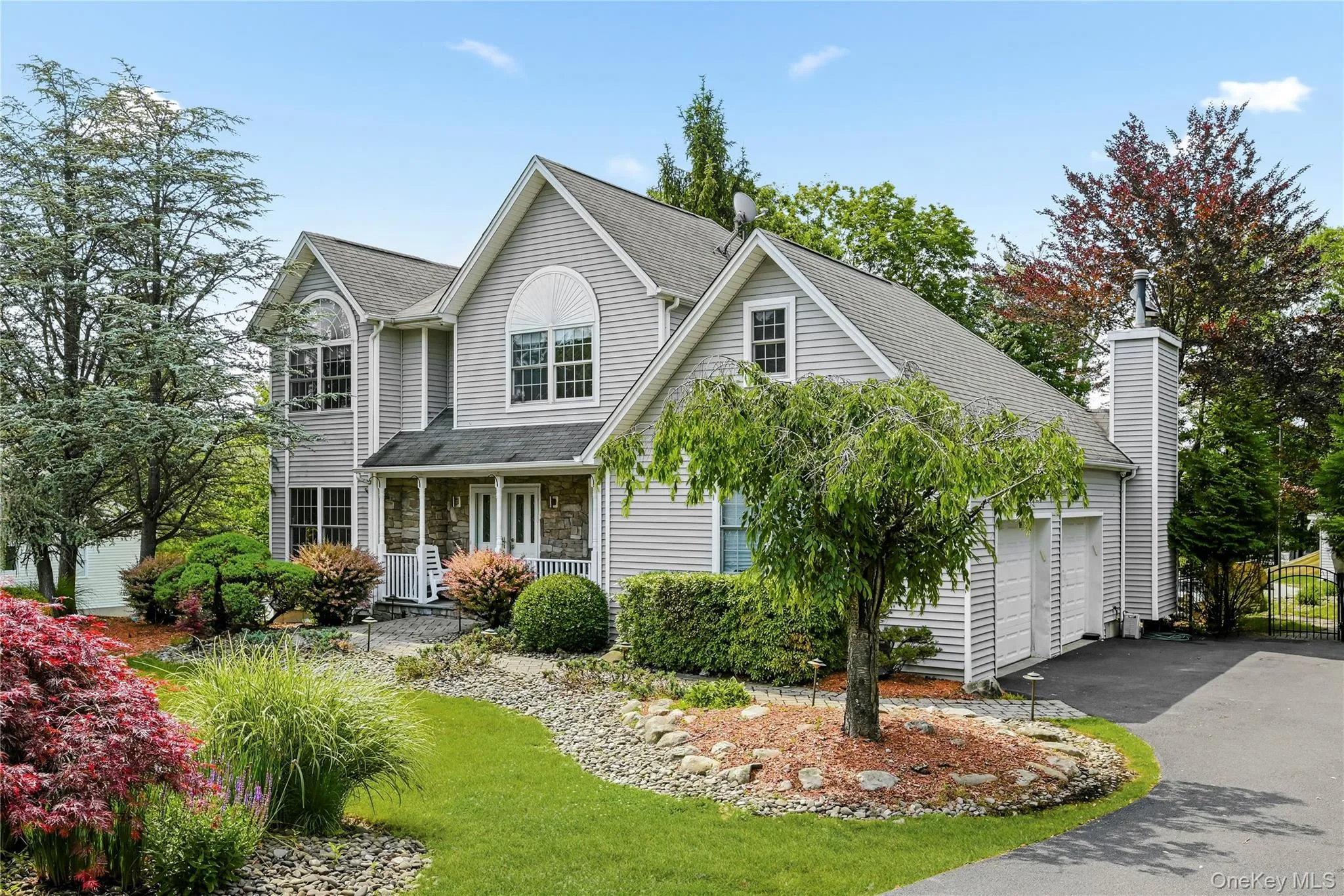 11 Country Hollow, Woodbury, NY, 4 Bedrooms Bedrooms, 8 Rooms Rooms,2 BathroomsBathrooms,Residential,For Rent,Country,0,996875 11 Country Hollow, Woodbury, NY, 4 Bedrooms Bedrooms, 8 Rooms Rooms,2 BathroomsBathrooms,Residential,For Rent,Country,0,996875