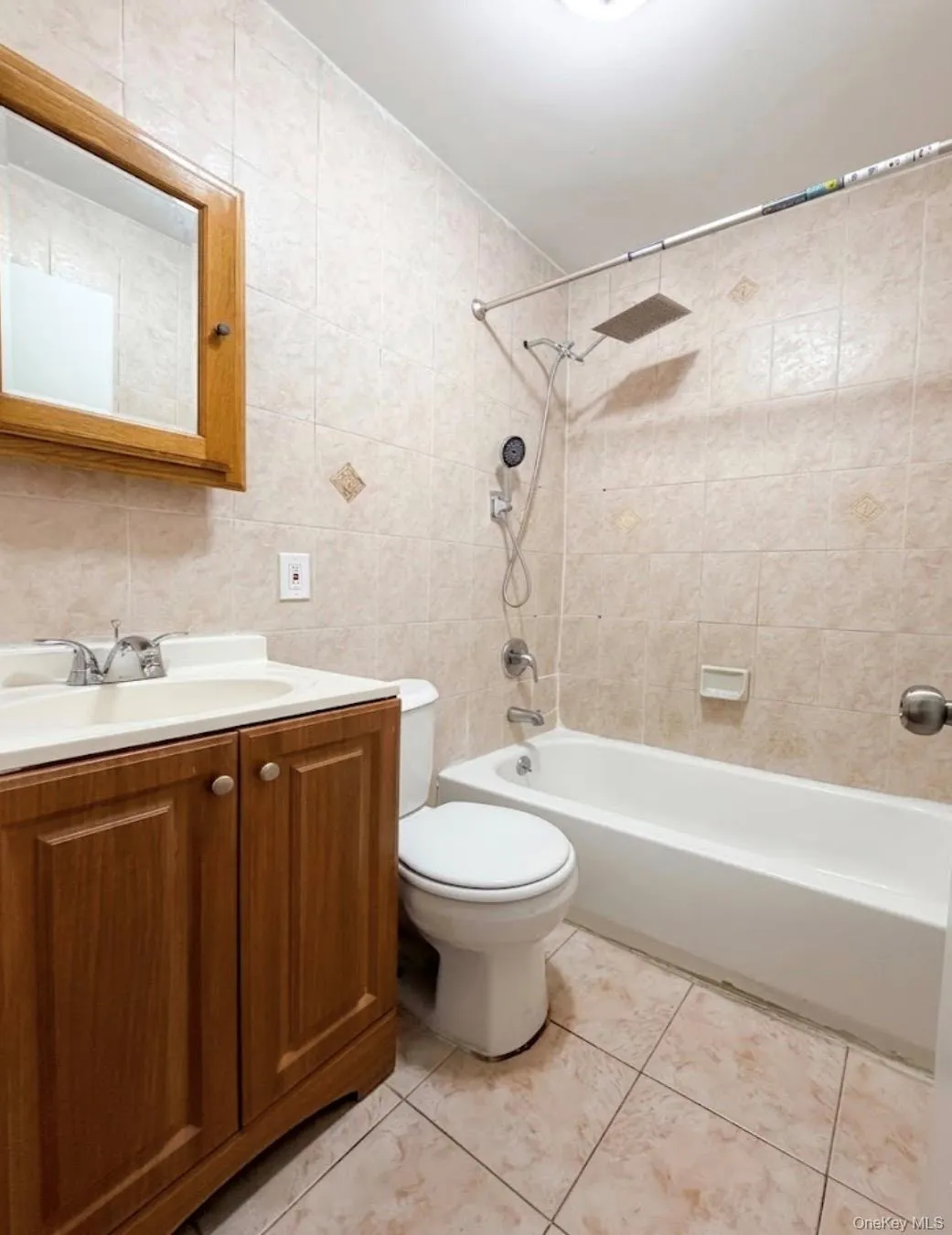 1189 Grant Avenue, New York, NY, 3 Bedrooms Bedrooms, 6 Rooms Rooms,2 BathroomsBathrooms,Residential Lease,For Rent,Grant,0,996889 1189 Grant Avenue, New York, NY, 3 Bedrooms Bedrooms, 6 Rooms Rooms,2 BathroomsBathrooms,Residential Lease,For Rent,Grant,0,996889