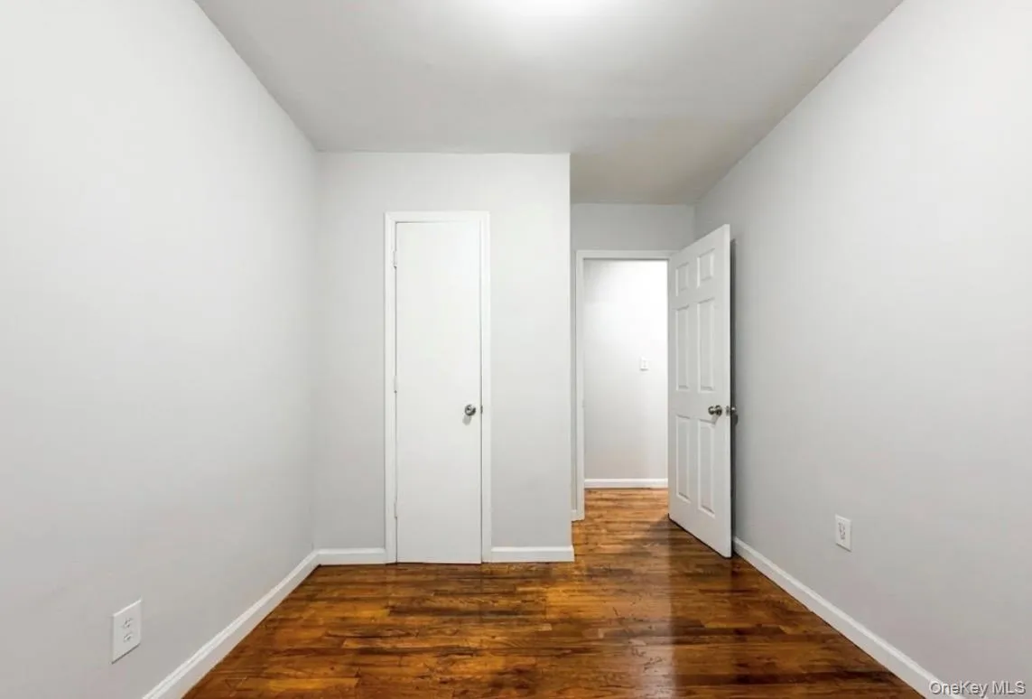 1189 Grant Avenue, New York, NY, 3 Bedrooms Bedrooms, 6 Rooms Rooms,2 BathroomsBathrooms,Residential Lease,For Rent,Grant,0,996889 1189 Grant Avenue, New York, NY, 3 Bedrooms Bedrooms, 6 Rooms Rooms,2 BathroomsBathrooms,Residential Lease,For Rent,Grant,0,996889