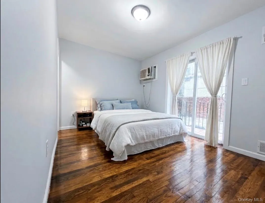 1189 Grant Avenue, New York, NY, 3 Bedrooms Bedrooms, 6 Rooms Rooms,2 BathroomsBathrooms,Residential Lease,For Rent,Grant,0,996889 1189 Grant Avenue, New York, NY, 3 Bedrooms Bedrooms, 6 Rooms Rooms,2 BathroomsBathrooms,Residential Lease,For Rent,Grant,0,996889