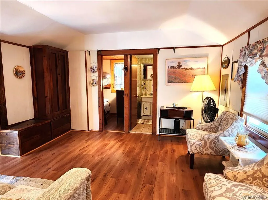 74 Thompson Place, Bethel, NY, 2 Bedrooms Bedrooms, 5 Rooms Rooms,1 BathroomBathrooms,Residential Sale,For Rent,Thompson,0,996891 74 Thompson Place, Bethel, NY, 2 Bedrooms Bedrooms, 5 Rooms Rooms,1 BathroomBathrooms,Residential Sale,For Rent,Thompson,0,996891