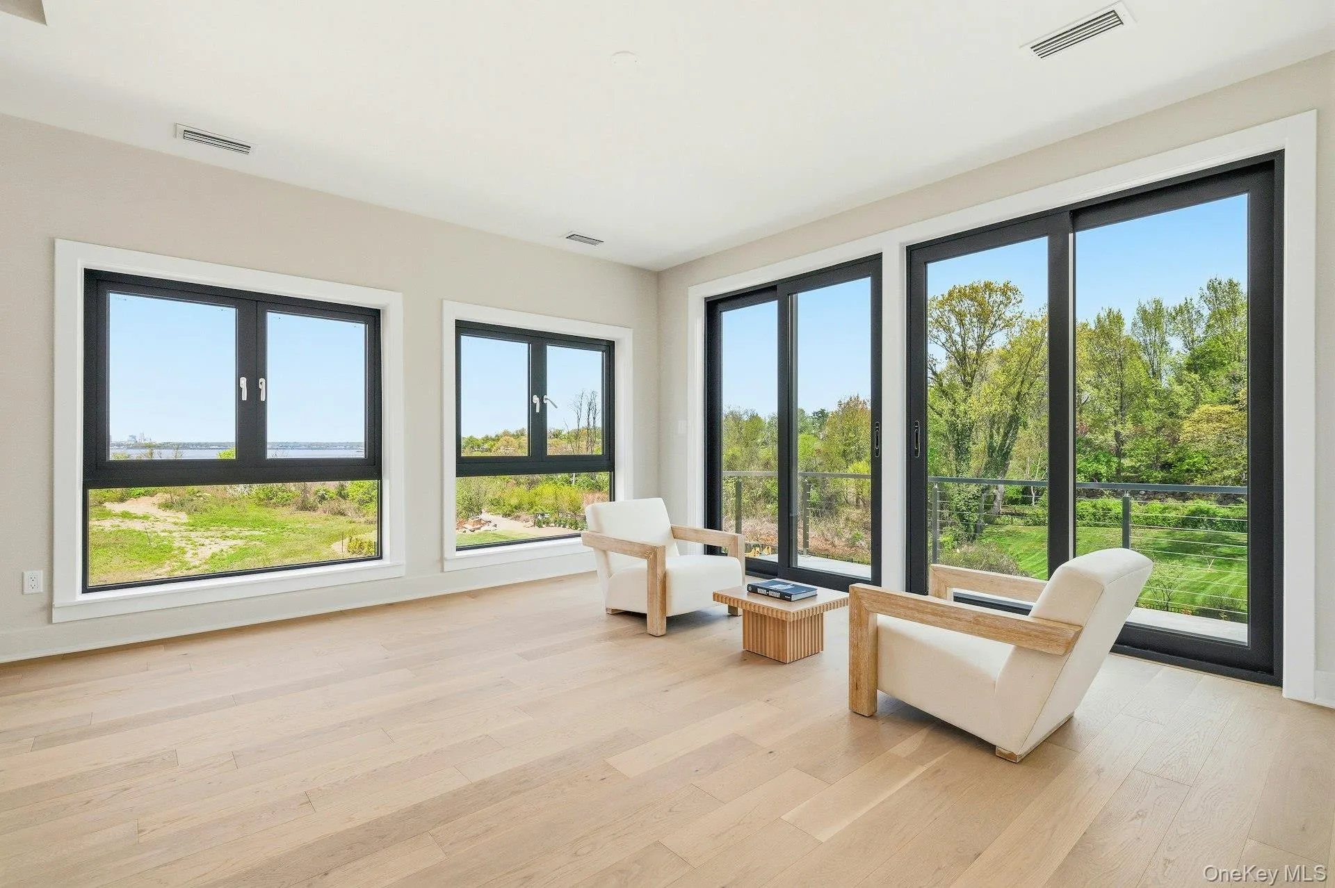 29 Soundview Lane, North Hempstead, NY, 6 Bedrooms Bedrooms, 25 Rooms Rooms,6 BathroomsBathrooms,Residential,For Rent,Soundview,0,996897 29 Soundview Lane, North Hempstead, NY, 6 Bedrooms Bedrooms, 25 Rooms Rooms,6 BathroomsBathrooms,Residential,For Rent,Soundview,0,996897