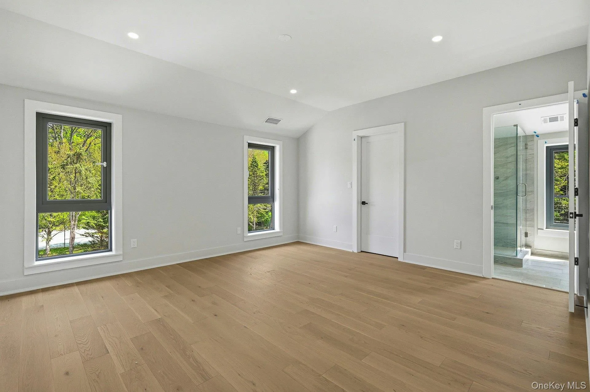 29 Soundview Lane, North Hempstead, NY, 6 Bedrooms Bedrooms, 25 Rooms Rooms,6 BathroomsBathrooms,Residential,For Rent,Soundview,0,996897 29 Soundview Lane, North Hempstead, NY, 6 Bedrooms Bedrooms, 25 Rooms Rooms,6 BathroomsBathrooms,Residential,For Rent,Soundview,0,996897