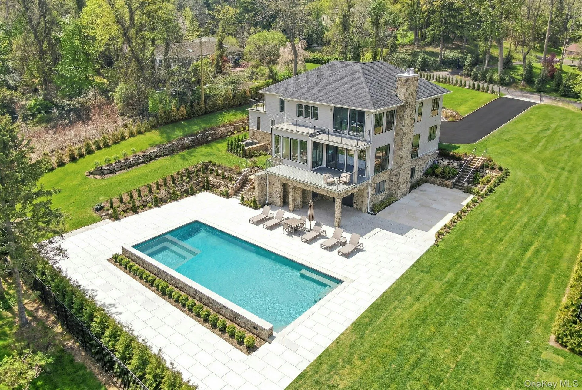 29 Soundview Lane, North Hempstead, NY, 6 Bedrooms Bedrooms, 25 Rooms Rooms,6 BathroomsBathrooms,Residential,For Rent,Soundview,0,996897 29 Soundview Lane, North Hempstead, NY, 6 Bedrooms Bedrooms, 25 Rooms Rooms,6 BathroomsBathrooms,Residential,For Rent,Soundview,0,996897