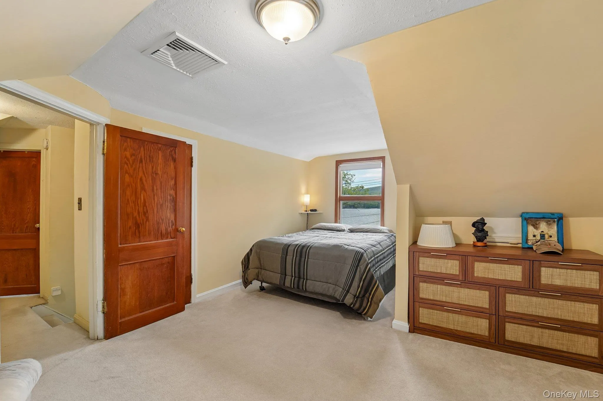 1 Brook Court, Warwick (town), NY, 4 Bedrooms Bedrooms, 9 Rooms Rooms,1 BathroomBathrooms,Residential,For Rent,Brook,0,996905 1 Brook Court, Warwick (town), NY, 4 Bedrooms Bedrooms, 9 Rooms Rooms,1 BathroomBathrooms,Residential,For Rent,Brook,0,996905