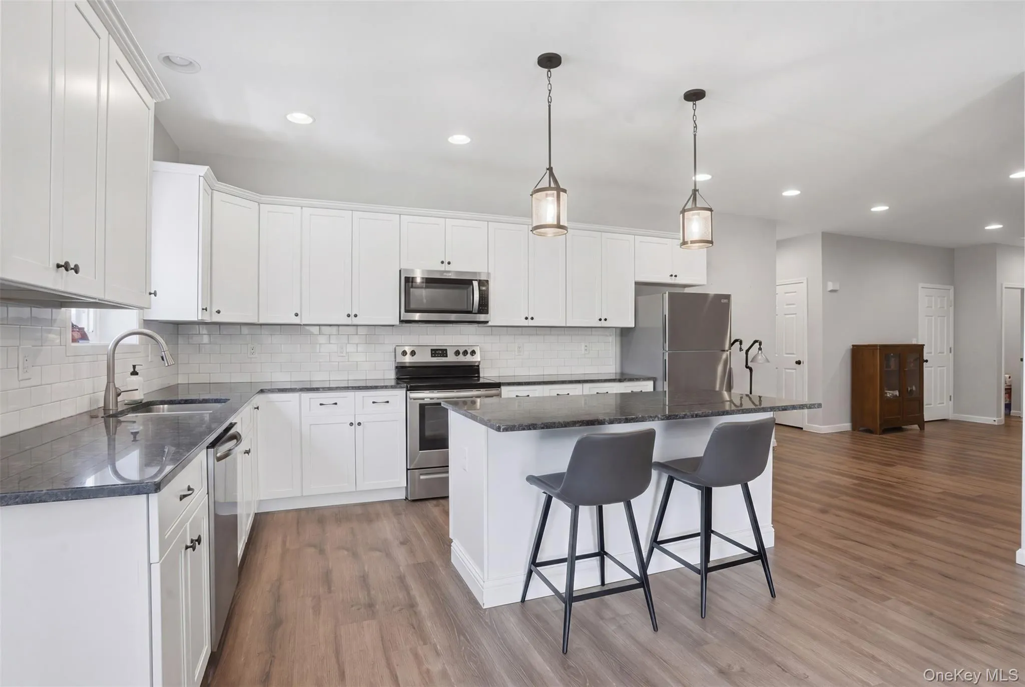 51 Redder Road, Shawangunk, NY, 8 Bedrooms Bedrooms, 12 Rooms Rooms,4 BathroomsBathrooms,Residential,For Rent,Redder,0,996913 51 Redder Road, Shawangunk, NY, 8 Bedrooms Bedrooms, 12 Rooms Rooms,4 BathroomsBathrooms,Residential,For Rent,Redder,0,996913