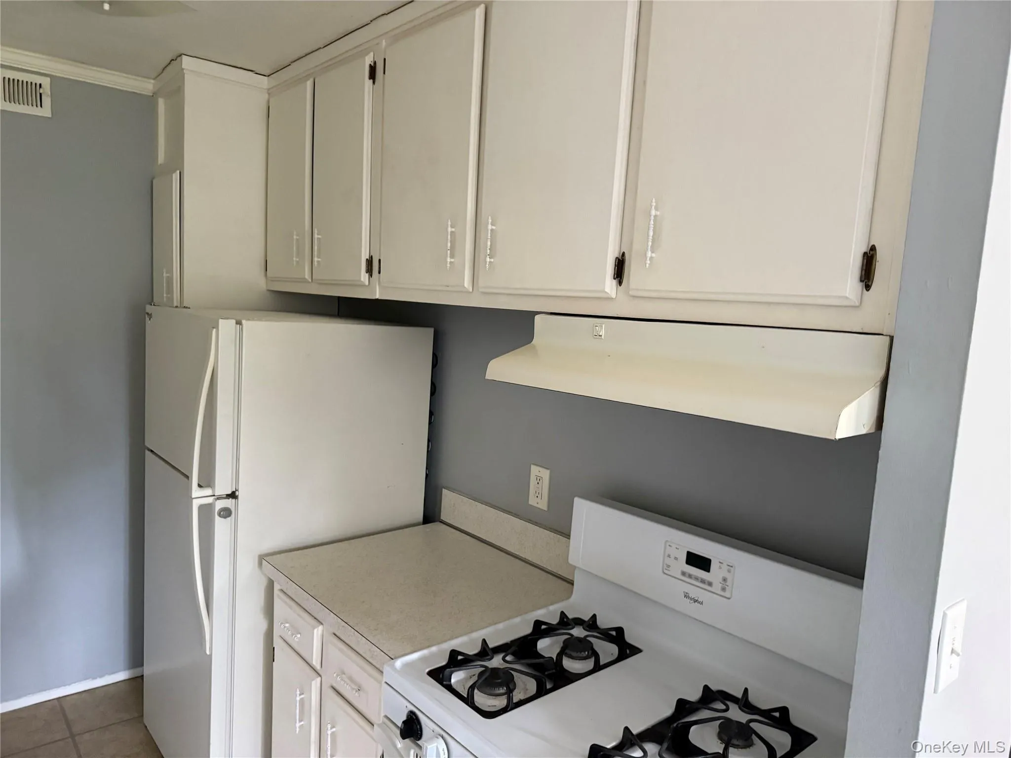 238 artist lake drive, Brookhaven, NY, 1 Bedroom Bedrooms, 4 Rooms Rooms,1 BathroomBathrooms,Residential Lease,For Rent,artist lake drive,0,996914 238 artist lake drive, Brookhaven, NY, 1 Bedroom Bedrooms, 4 Rooms Rooms,1 BathroomBathrooms,Residential Lease,For Rent,artist lake drive,0,996914