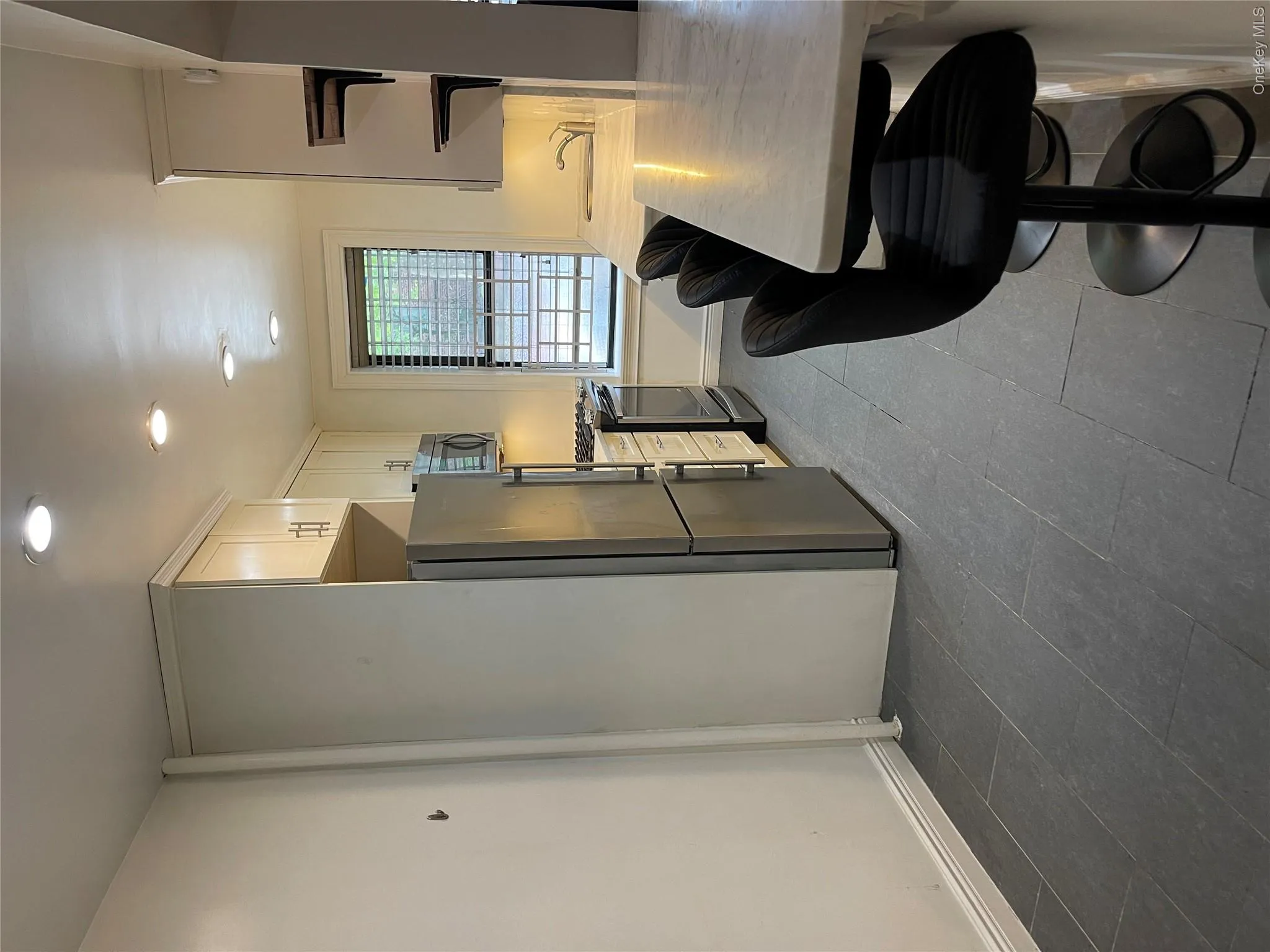 1922 Mc Graw Avenue, New York, NY, 1 Bedroom Bedrooms, 3 Rooms Rooms,1 BathroomBathrooms,Residential Sale,For Rent,Mc Graw,0,996929 1922 Mc Graw Avenue, New York, NY, 1 Bedroom Bedrooms, 3 Rooms Rooms,1 BathroomBathrooms,Residential Sale,For Rent,Mc Graw,0,996929
