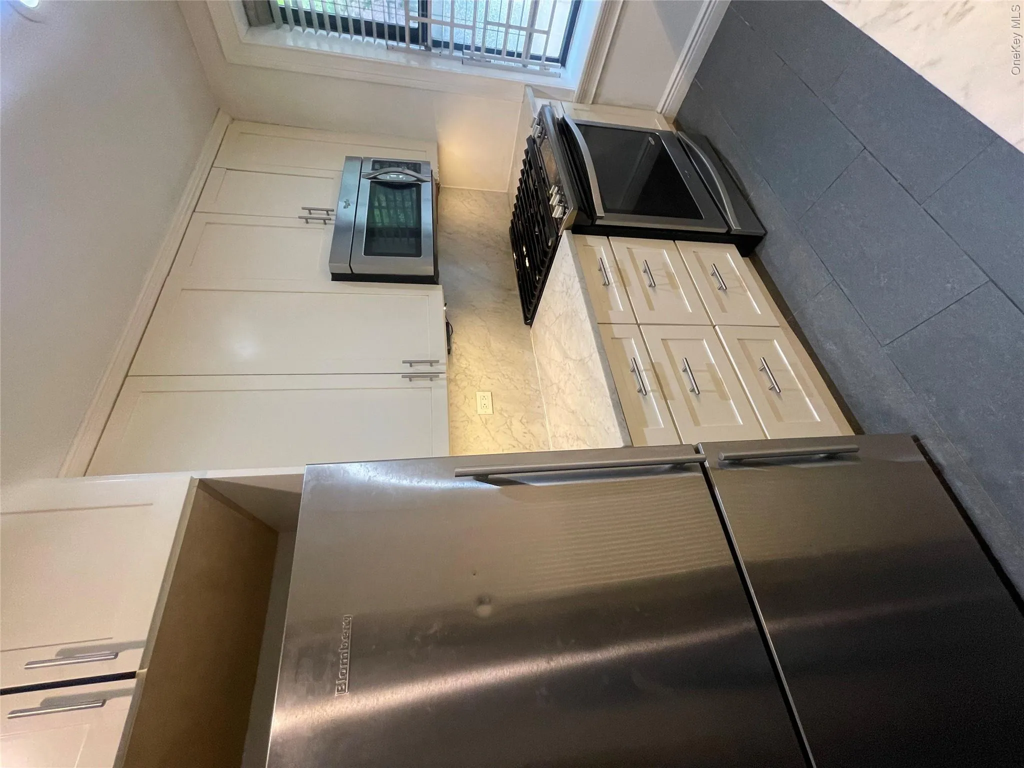 1922 Mc Graw Avenue, New York, NY, 1 Bedroom Bedrooms, 3 Rooms Rooms,1 BathroomBathrooms,Residential Sale,For Rent,Mc Graw,0,996929 1922 Mc Graw Avenue, New York, NY, 1 Bedroom Bedrooms, 3 Rooms Rooms,1 BathroomBathrooms,Residential Sale,For Rent,Mc Graw,0,996929