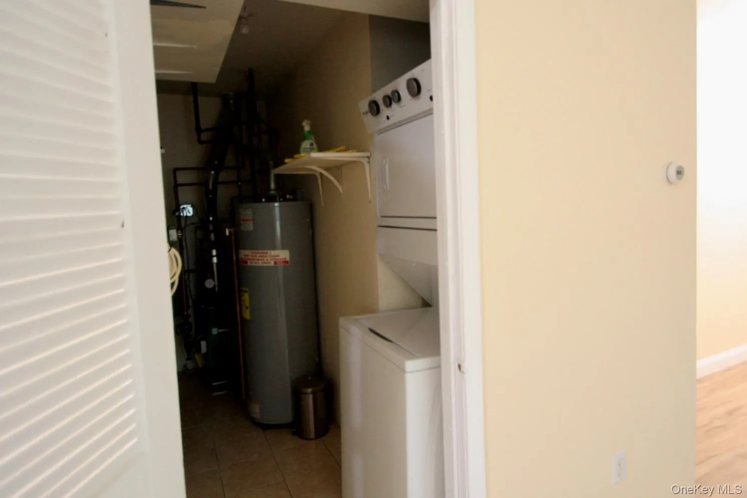 101 Pipetown Hill Road, Clarkstown, NY, 2 Bedrooms Bedrooms, 7 Rooms Rooms,2 BathroomsBathrooms,Residential Lease,For Rent,Pipetown Hill,0,996938 101 Pipetown Hill Road, Clarkstown, NY, 2 Bedrooms Bedrooms, 7 Rooms Rooms,2 BathroomsBathrooms,Residential Lease,For Rent,Pipetown Hill,0,996938