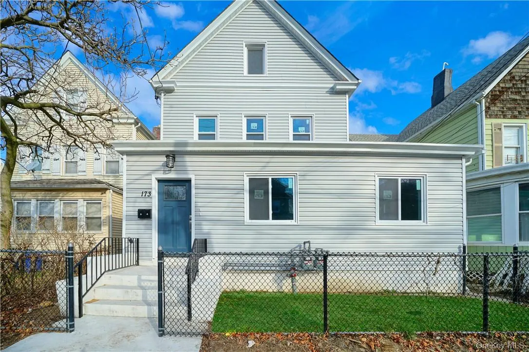 173 Washington Street, Mount Vernon, NY, 3 Bedrooms Bedrooms, 7 Rooms Rooms,2 BathroomsBathrooms,Residential Lease,For Rent,Washington,0,996941 173 Washington Street, Mount Vernon, NY, 3 Bedrooms Bedrooms, 7 Rooms Rooms,2 BathroomsBathrooms,Residential Lease,For Rent,Washington,0,996941