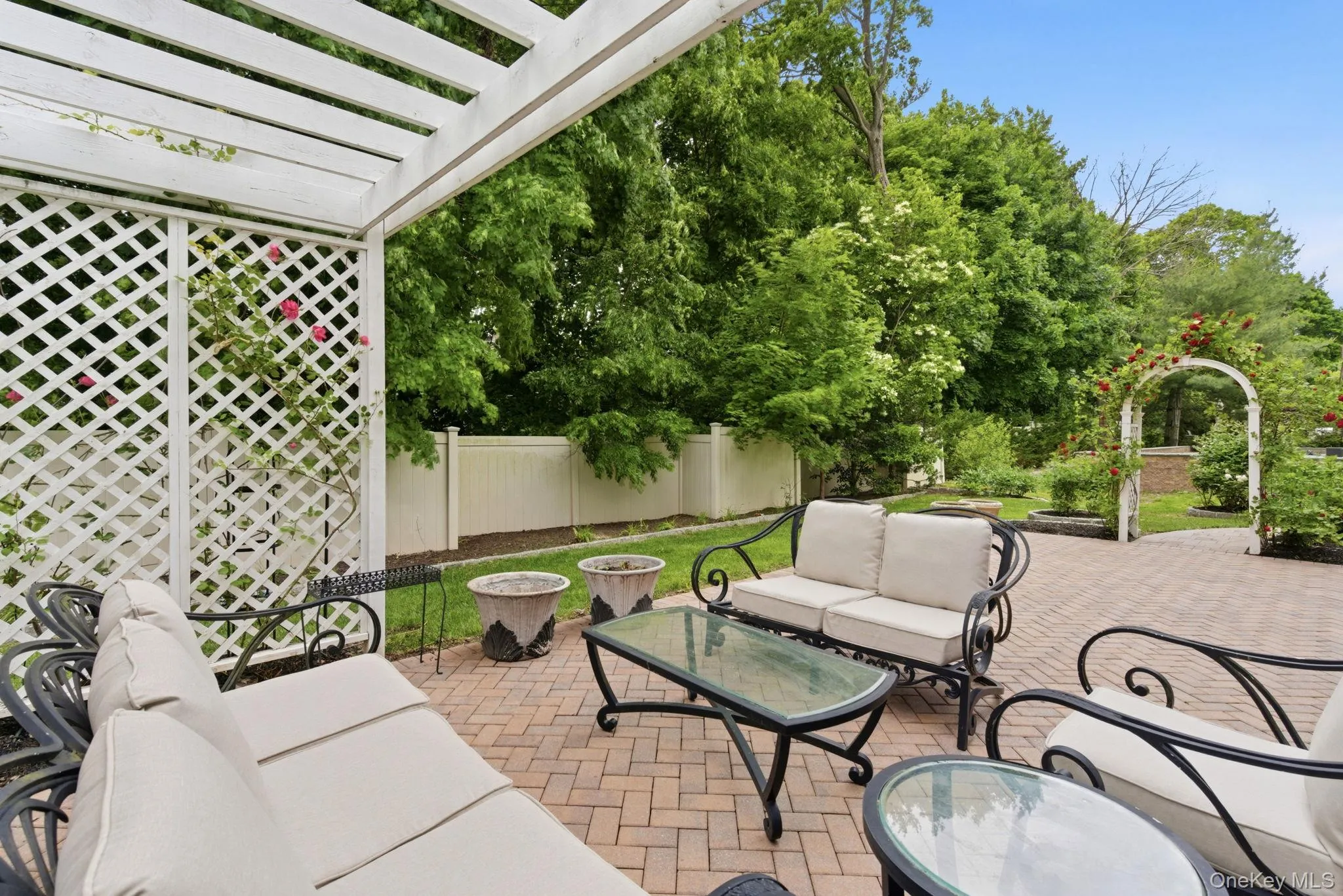 3 Olde Hamlet Drive, Oyster Bay, NY, 5 Bedrooms Bedrooms, 13 Rooms Rooms,6 BathroomsBathrooms,Residential,For Rent,Olde Hamlet,0,996951 3 Olde Hamlet Drive, Oyster Bay, NY, 5 Bedrooms Bedrooms, 13 Rooms Rooms,6 BathroomsBathrooms,Residential,For Rent,Olde Hamlet,0,996951