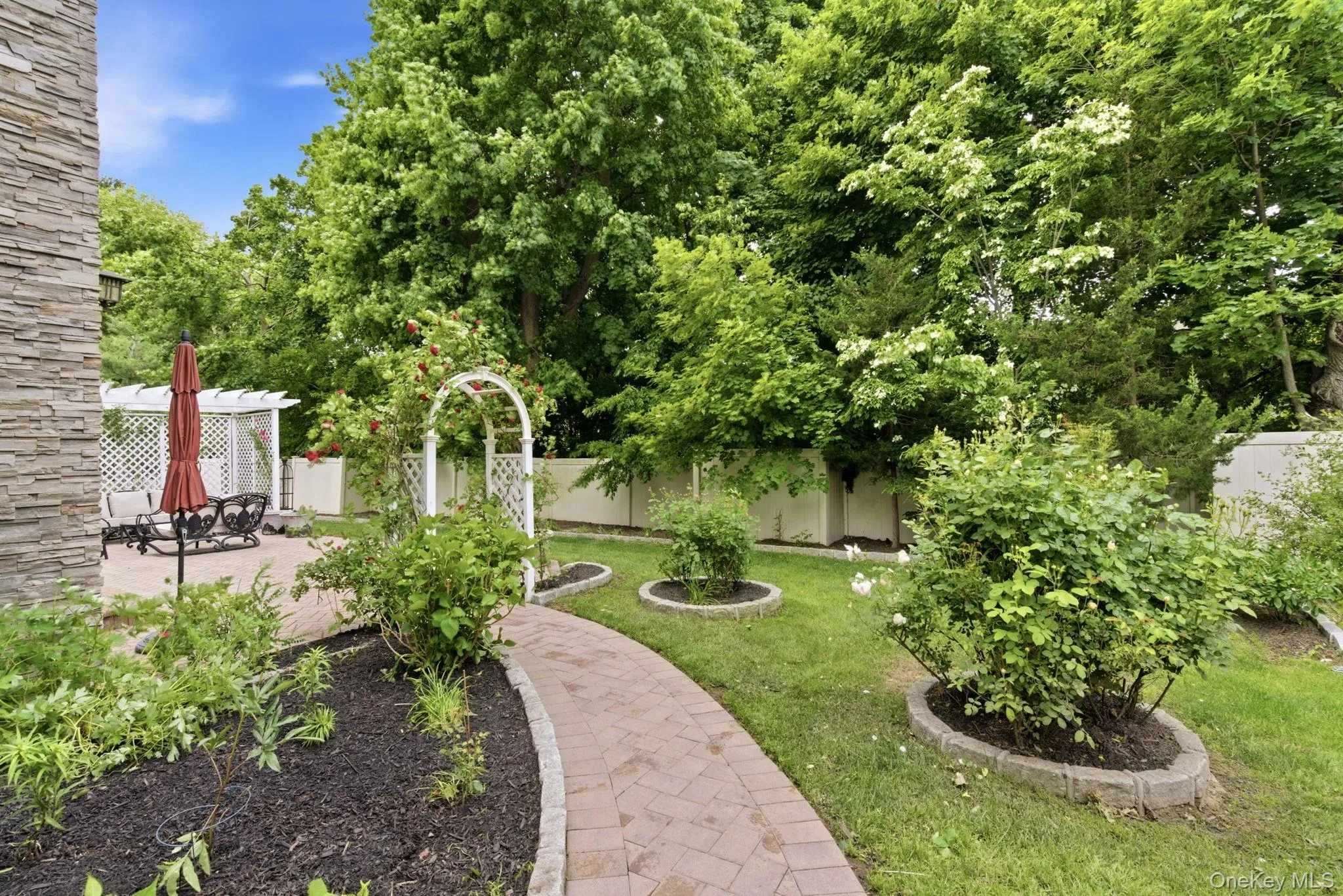 3 Olde Hamlet Drive, Oyster Bay, NY, 5 Bedrooms Bedrooms, 13 Rooms Rooms,6 BathroomsBathrooms,Residential,For Rent,Olde Hamlet,0,996951 3 Olde Hamlet Drive, Oyster Bay, NY, 5 Bedrooms Bedrooms, 13 Rooms Rooms,6 BathroomsBathrooms,Residential,For Rent,Olde Hamlet,0,996951