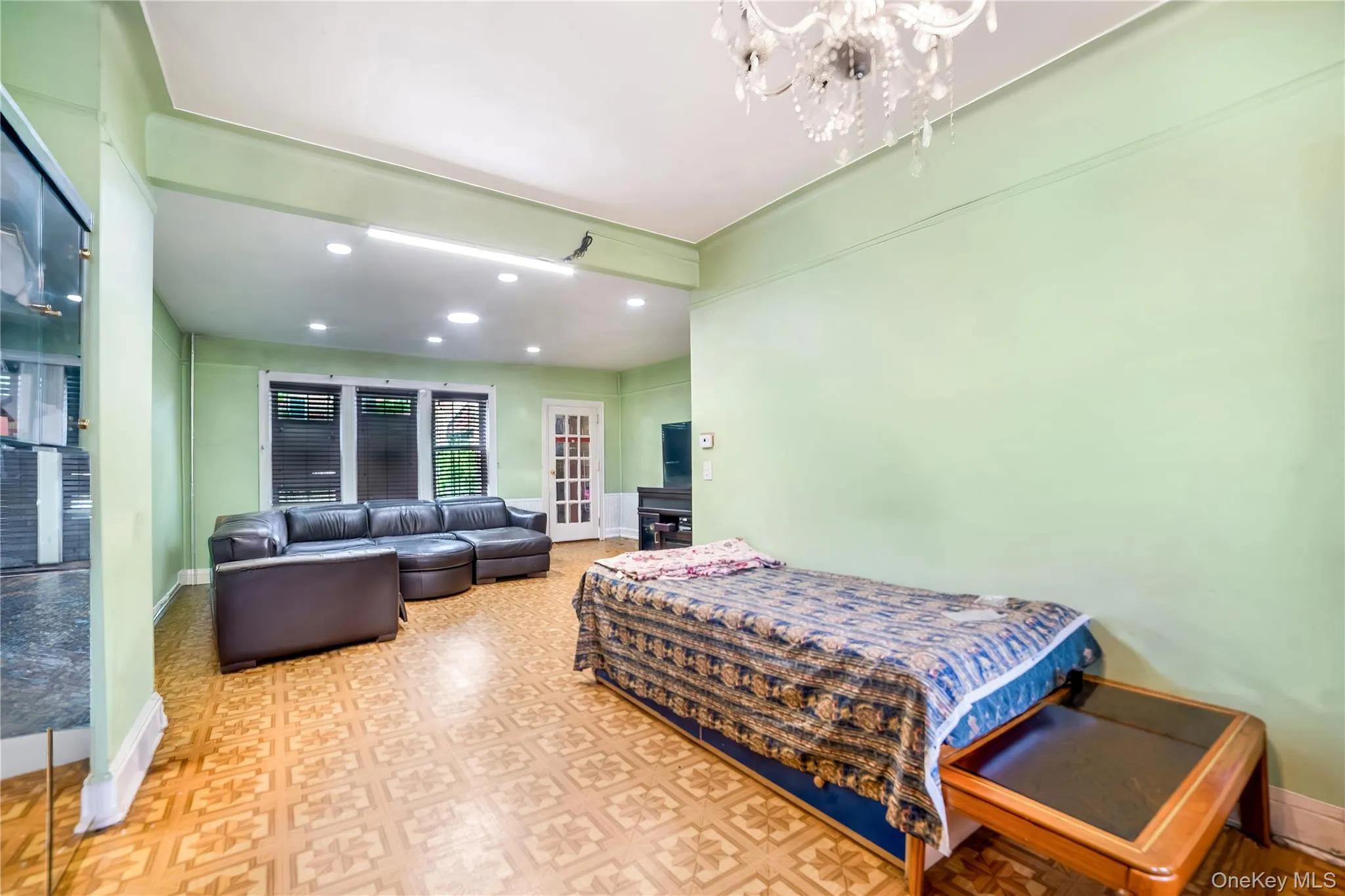 3321 72nd Street, New York, NY, 3 Bedrooms Bedrooms, 8 Rooms Rooms,1 BathroomBathrooms,Residential,For Rent,72nd,0,996960 3321 72nd Street, New York, NY, 3 Bedrooms Bedrooms, 8 Rooms Rooms,1 BathroomBathrooms,Residential,For Rent,72nd,0,996960