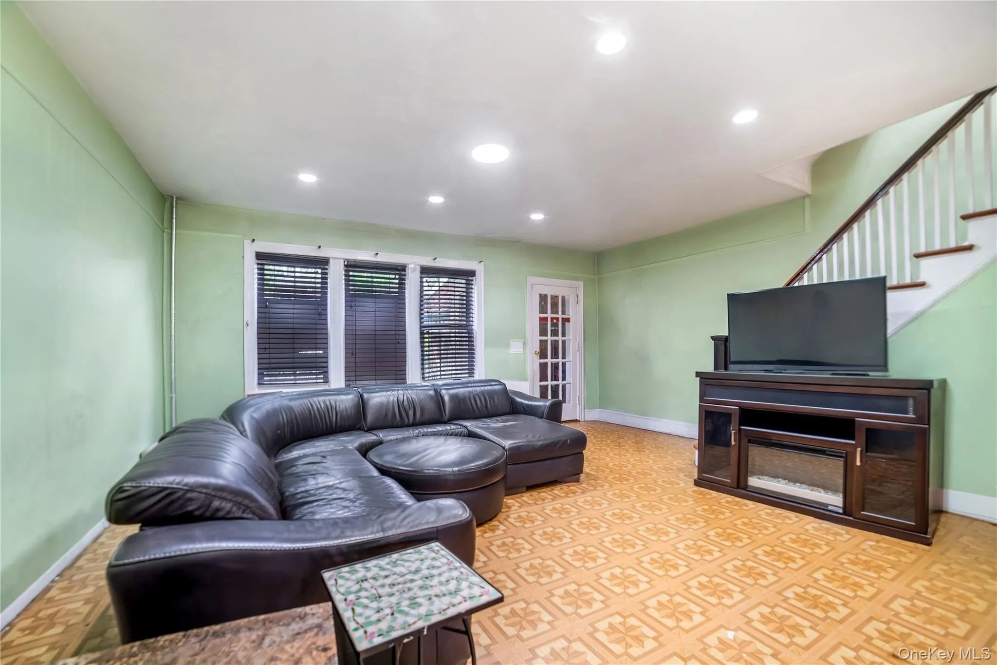 3321 72nd Street, New York, NY, 3 Bedrooms Bedrooms, 8 Rooms Rooms,1 BathroomBathrooms,Residential,For Rent,72nd,0,996960 3321 72nd Street, New York, NY, 3 Bedrooms Bedrooms, 8 Rooms Rooms,1 BathroomBathrooms,Residential,For Rent,72nd,0,996960