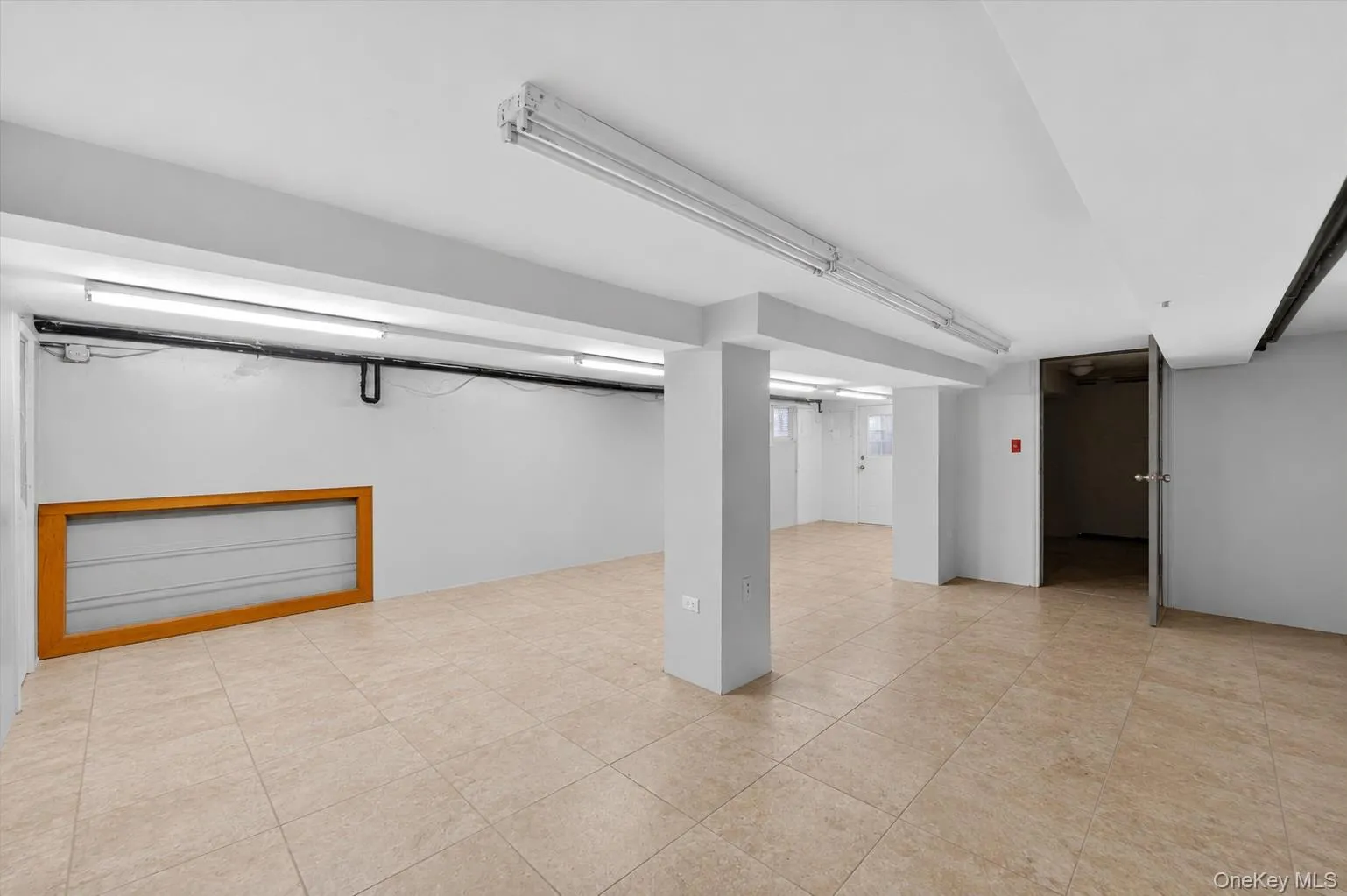1904 Lacombe Avenue, New York, NY, 2 Bedrooms Bedrooms, 6 Rooms Rooms,2 BathroomsBathrooms,Residential,For Rent,Lacombe,0,996972 1904 Lacombe Avenue, New York, NY, 2 Bedrooms Bedrooms, 6 Rooms Rooms,2 BathroomsBathrooms,Residential,For Rent,Lacombe,0,996972