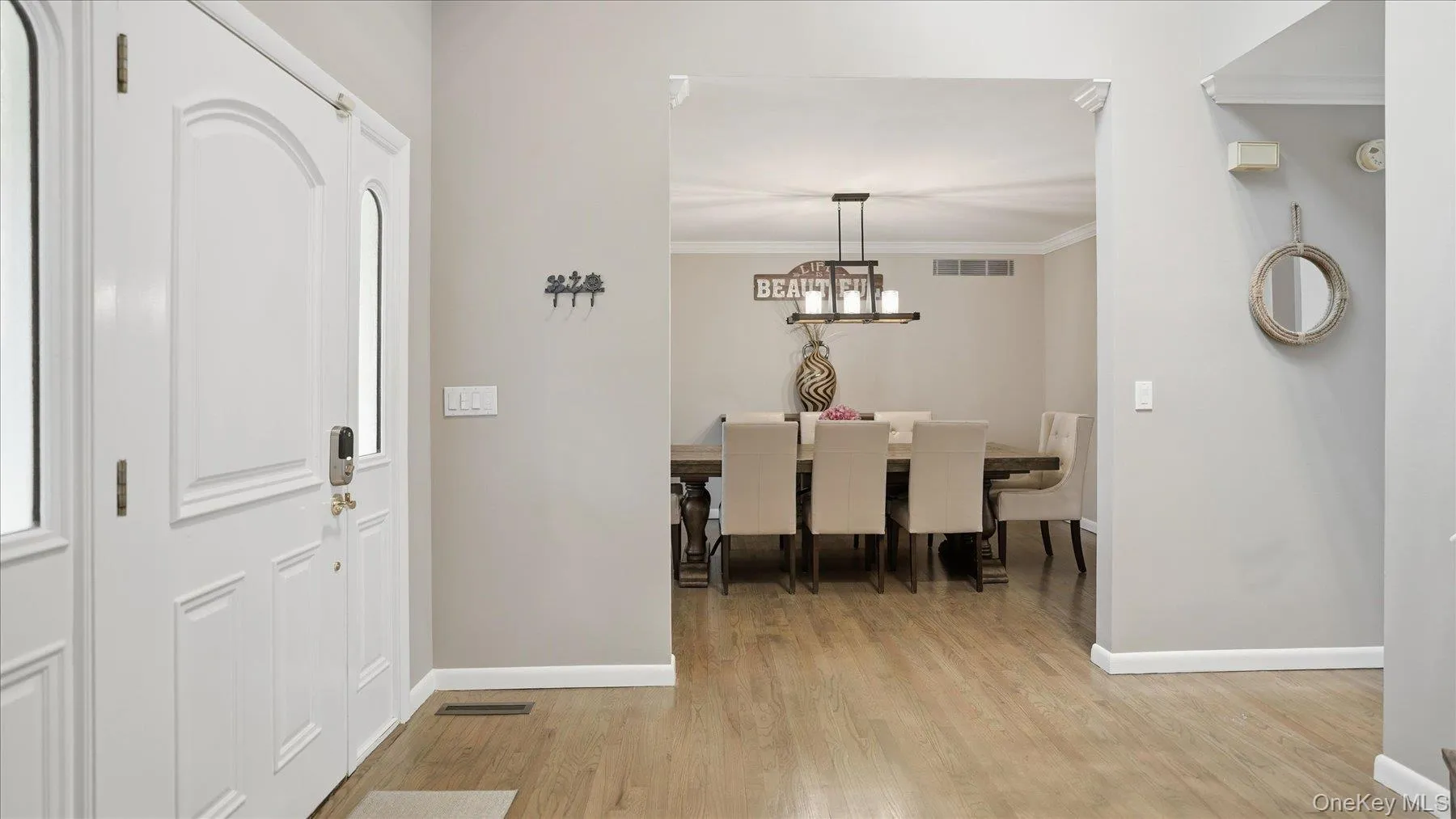 20 Stuart Court, Southampton, NY, 5 Bedrooms Bedrooms, 10 Rooms Rooms,3 BathroomsBathrooms,Residential Lease,For Rent,Stuart,0,996975 20 Stuart Court, Southampton, NY, 5 Bedrooms Bedrooms, 10 Rooms Rooms,3 BathroomsBathrooms,Residential Lease,For Rent,Stuart,0,996975
