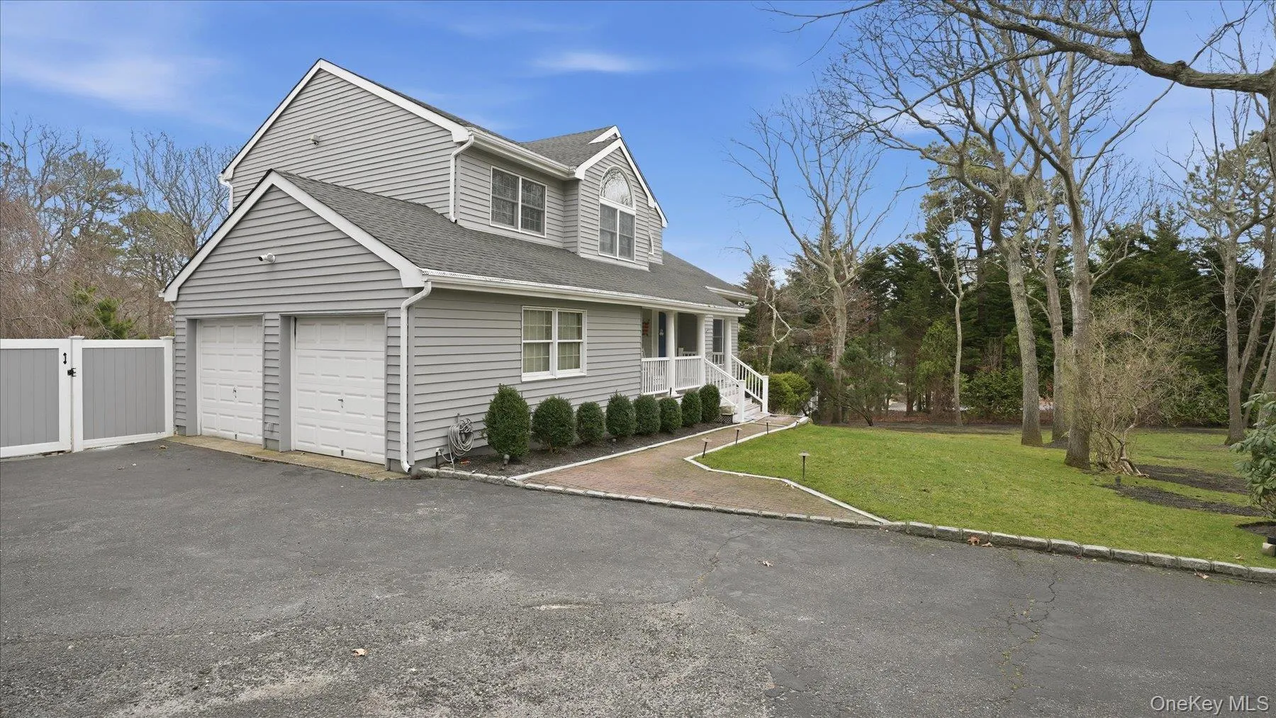 20 Stuart Court, Southampton, NY, 5 Bedrooms Bedrooms, 10 Rooms Rooms,3 BathroomsBathrooms,Residential Lease,For Rent,Stuart,0,996975 20 Stuart Court, Southampton, NY, 5 Bedrooms Bedrooms, 10 Rooms Rooms,3 BathroomsBathrooms,Residential Lease,For Rent,Stuart,0,996975